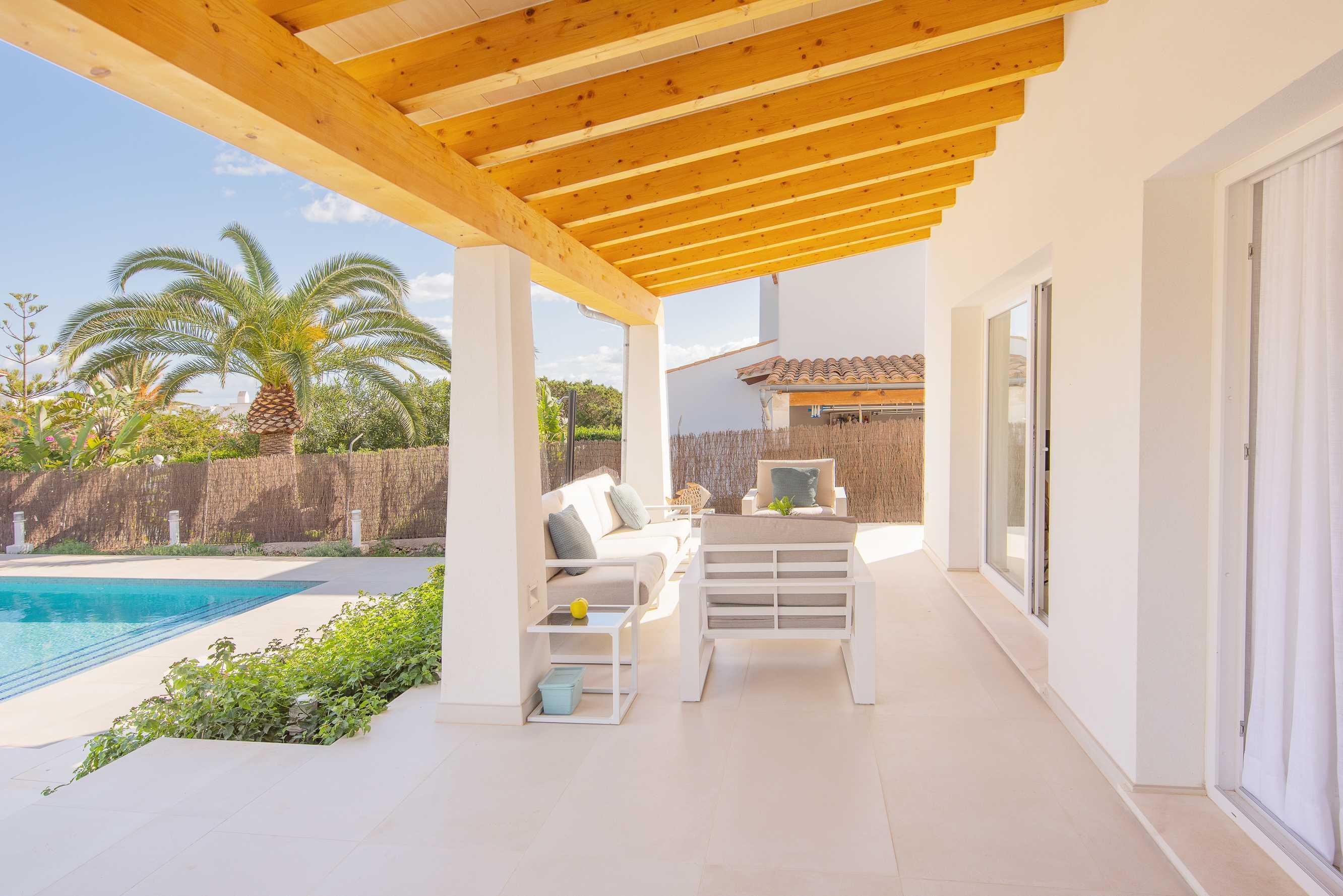 Villa Menorca - Moderne, ruime en rustig gelegen. villa in Cala D Or, Spanje voor 8 personen foto 9