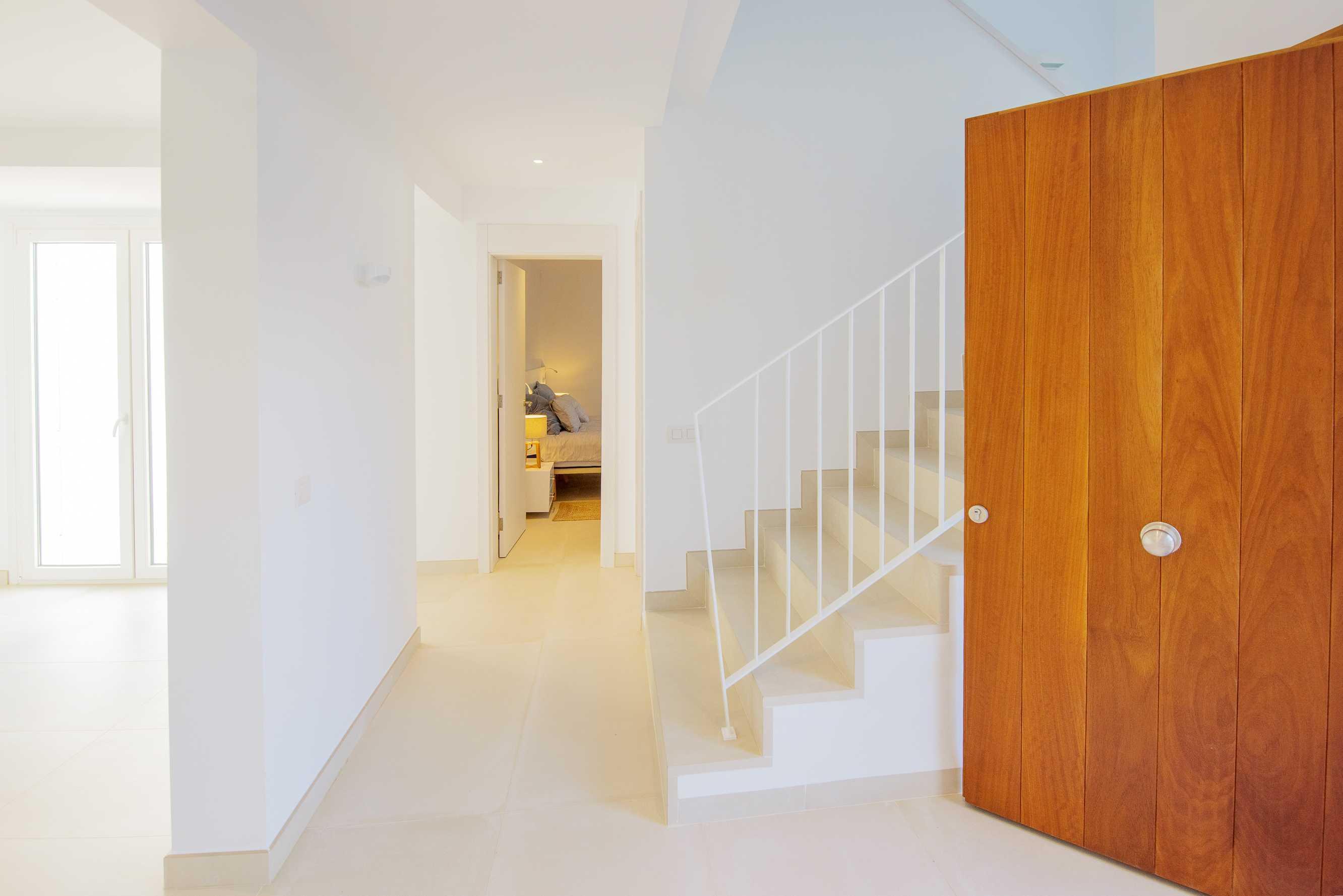Villa Menorca - Moderne, ruime en rustig gelegen. villa in Cala D Or, Spanje voor 8 personen foto 41