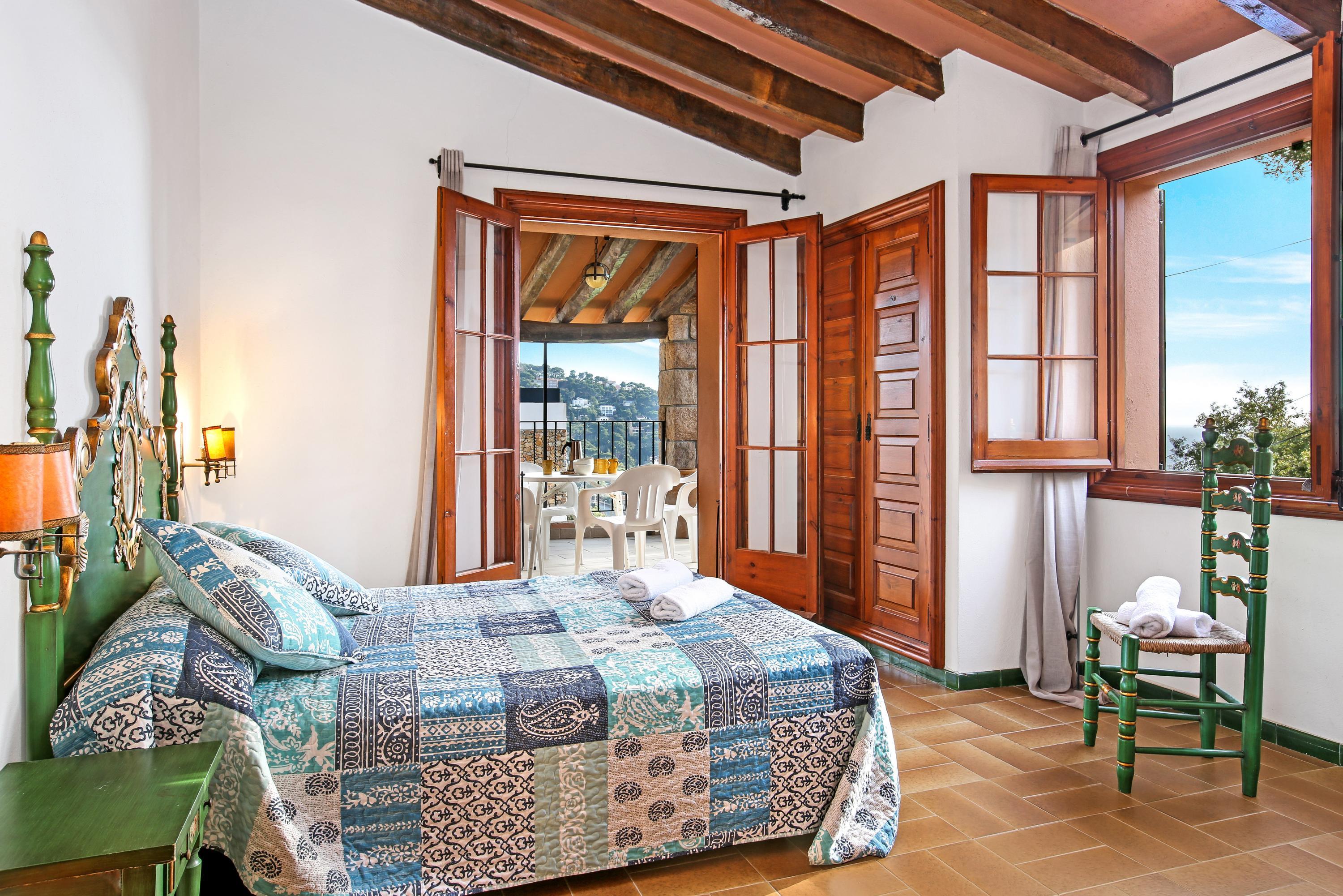804 - Villa Esquer Dit ruime vakantiehuis in Llafranc, Spanje voor 12 personen foto 19