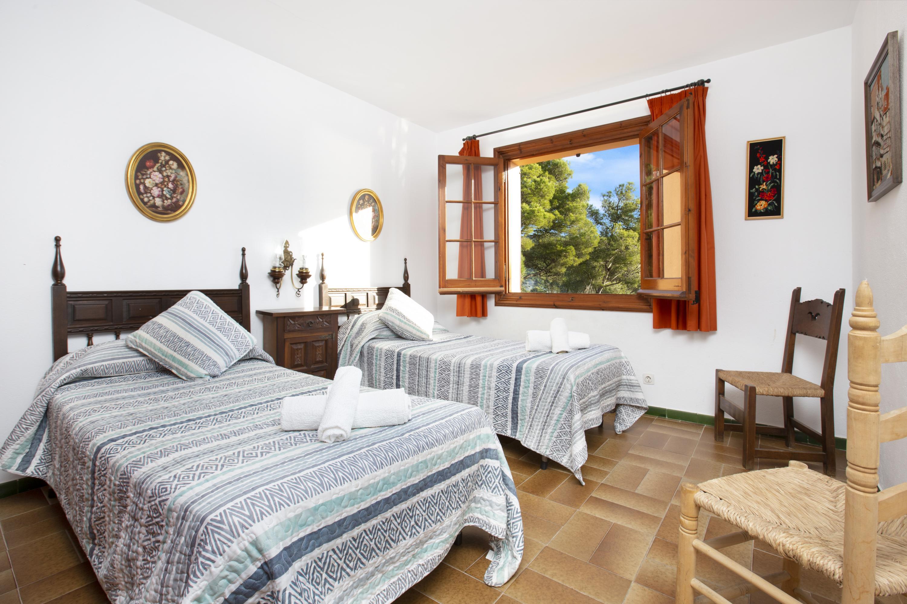 804 - Villa Esquer Dit ruime vakantiehuis in Llafranc, Spanje voor 12 personen foto 23