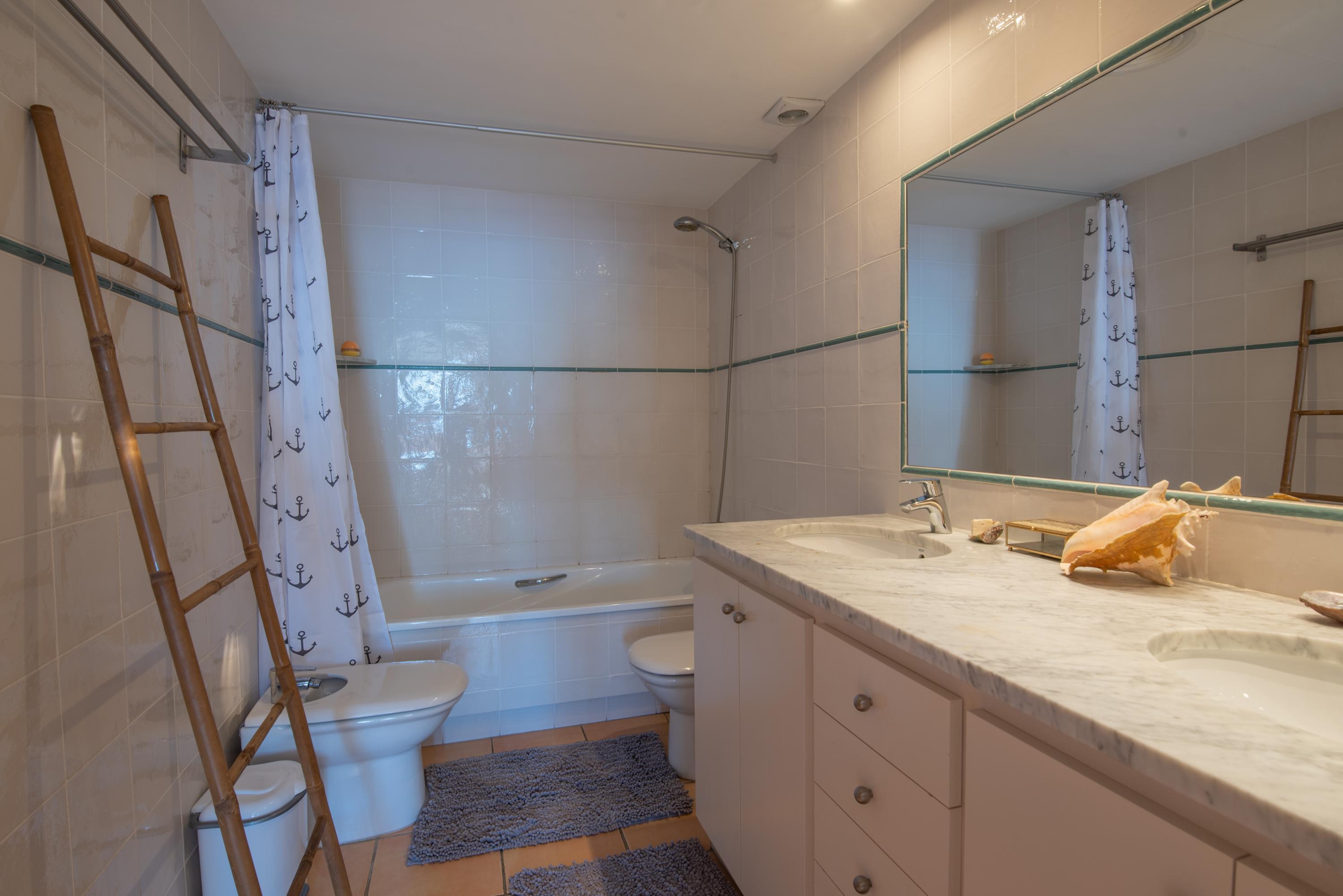 6012 - Casa Marbello Schitterend en rustig gelegen woning in Begur, Spanje voor 8 personen foto 25