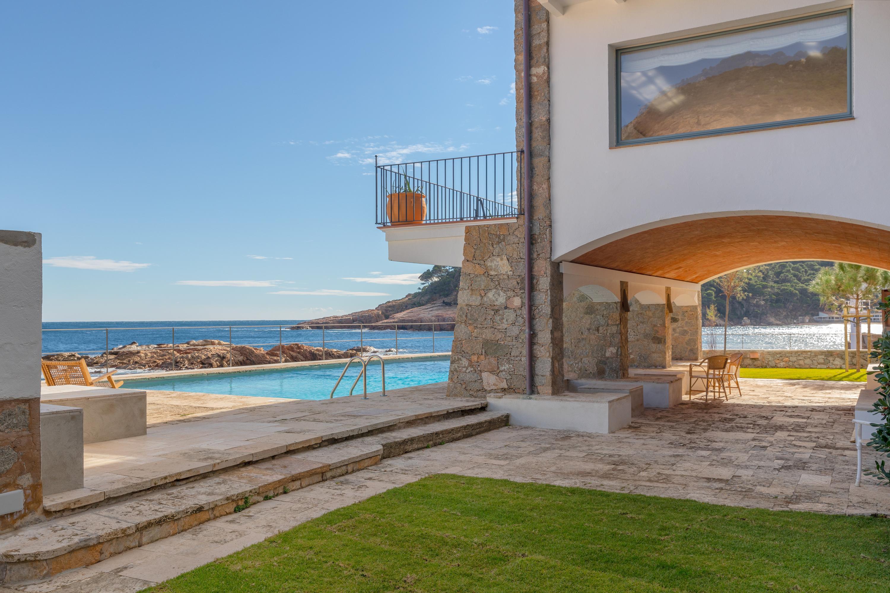 NIEUW! VIlla Ses Planelles - Unieke en zeer exclusieve Villa in Aig in Begur, Spanje voor 16 personen foto 7