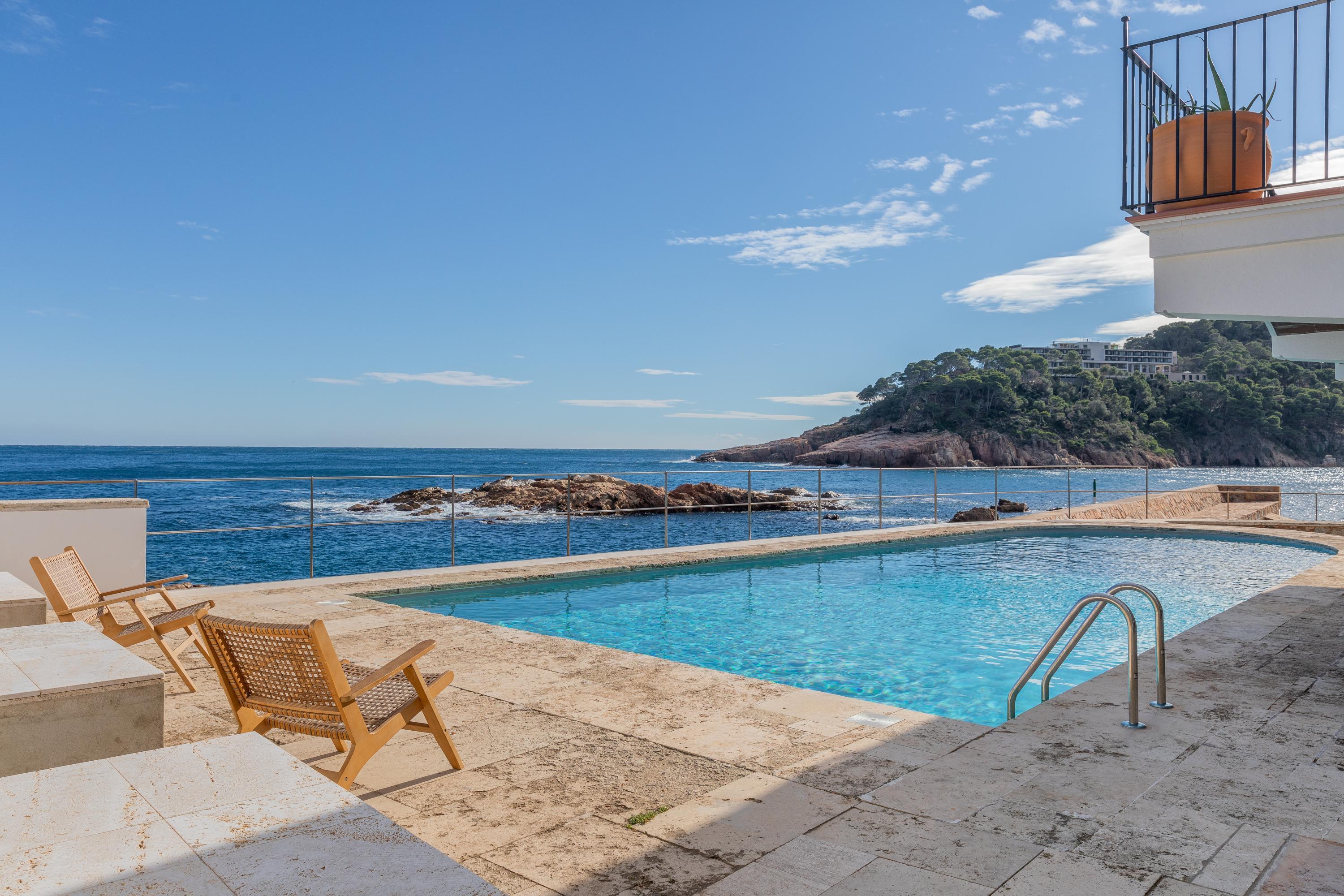 NIEUW! VIlla Ses Planelles - Unieke en zeer exclusieve Villa in Aig in Begur, Spanje voor 16 personen foto 3