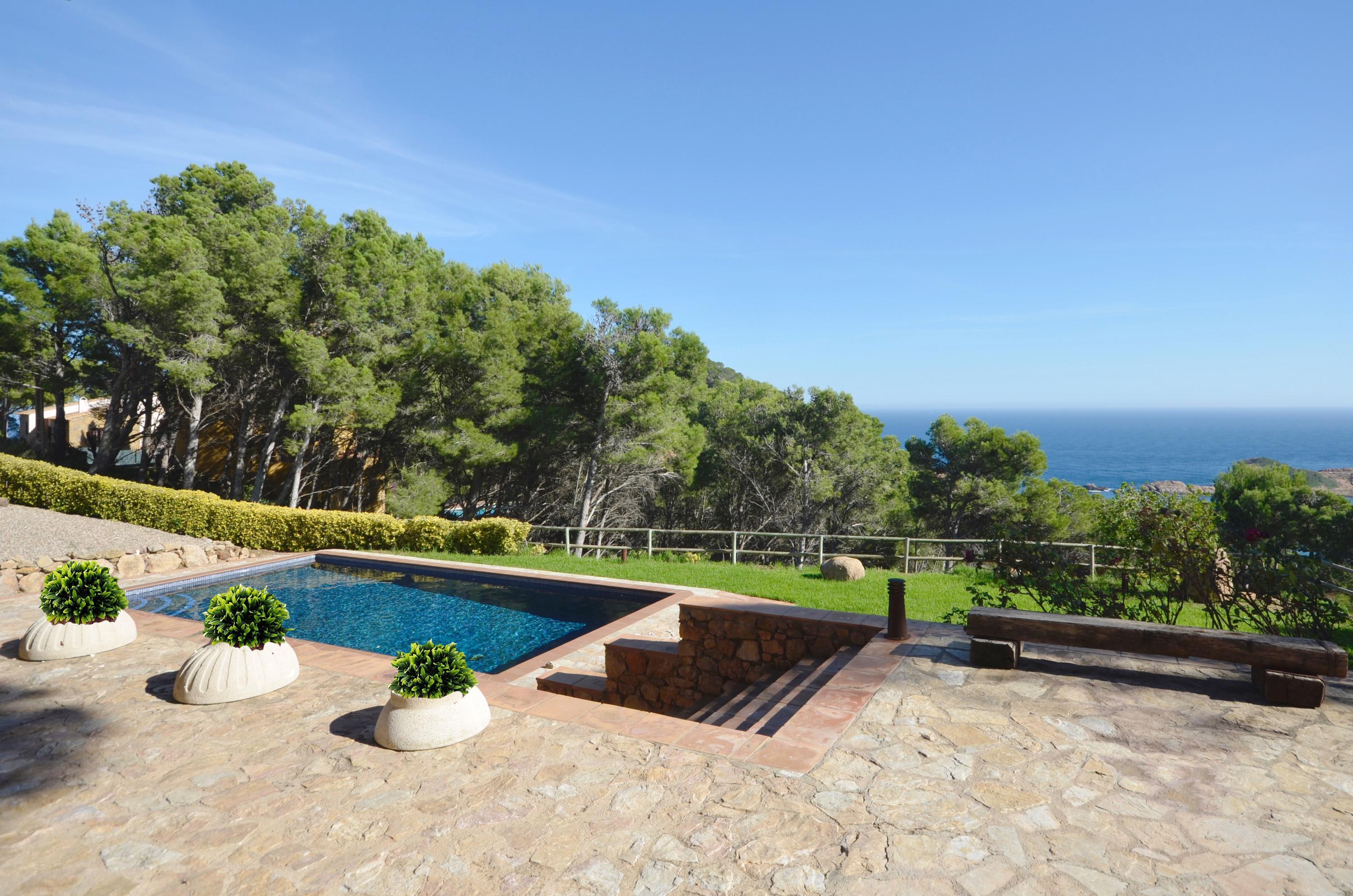 Casa Garbí - Luxe villa, met een privé zwembad in Begur, Spanje voor 10 personen foto 5