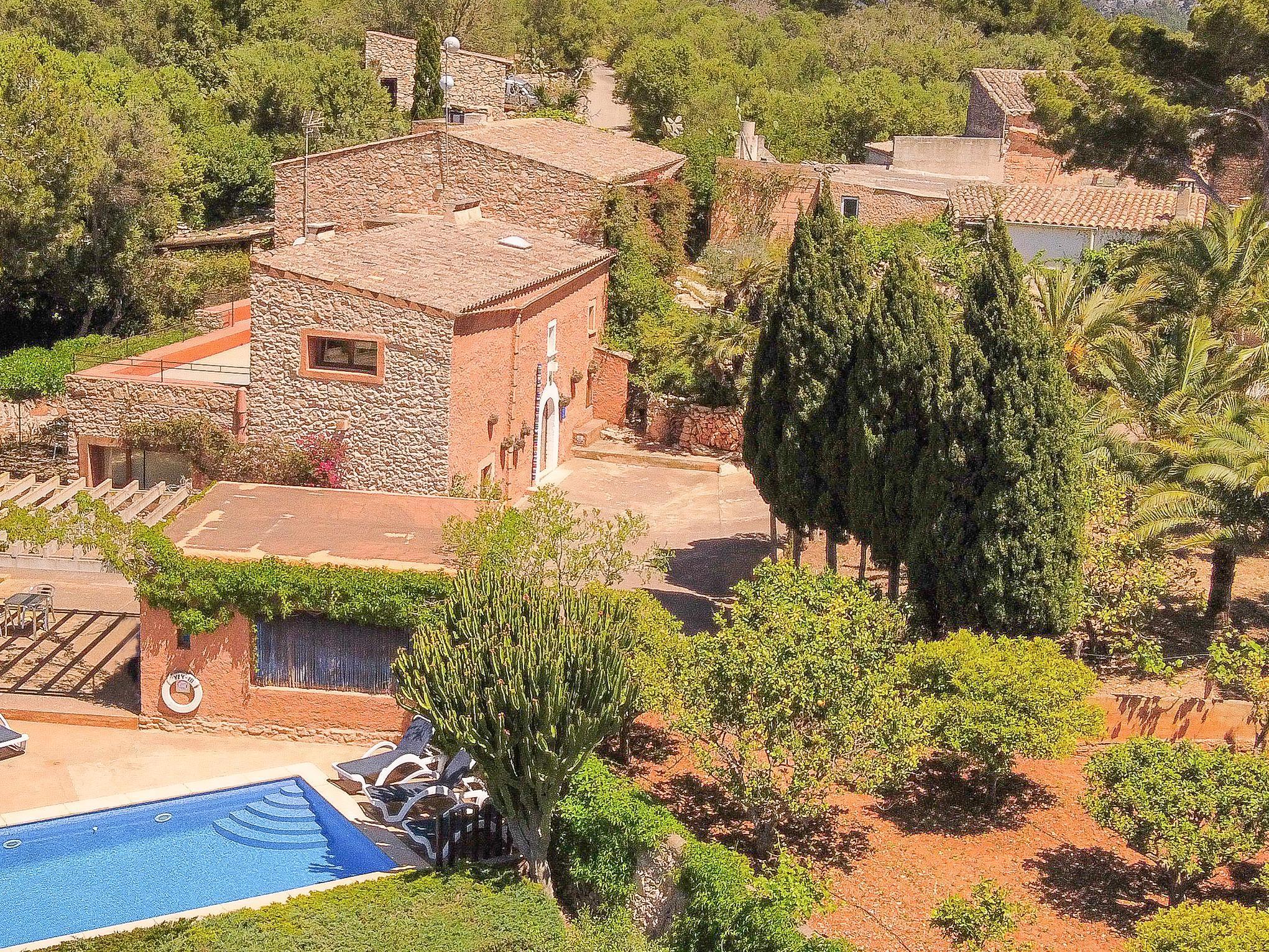 Casa Es Carritxo - Rustig gelegen finca met zwembad aan de oostkant in Cala D Or, Spanje voor 9 personen foto 5