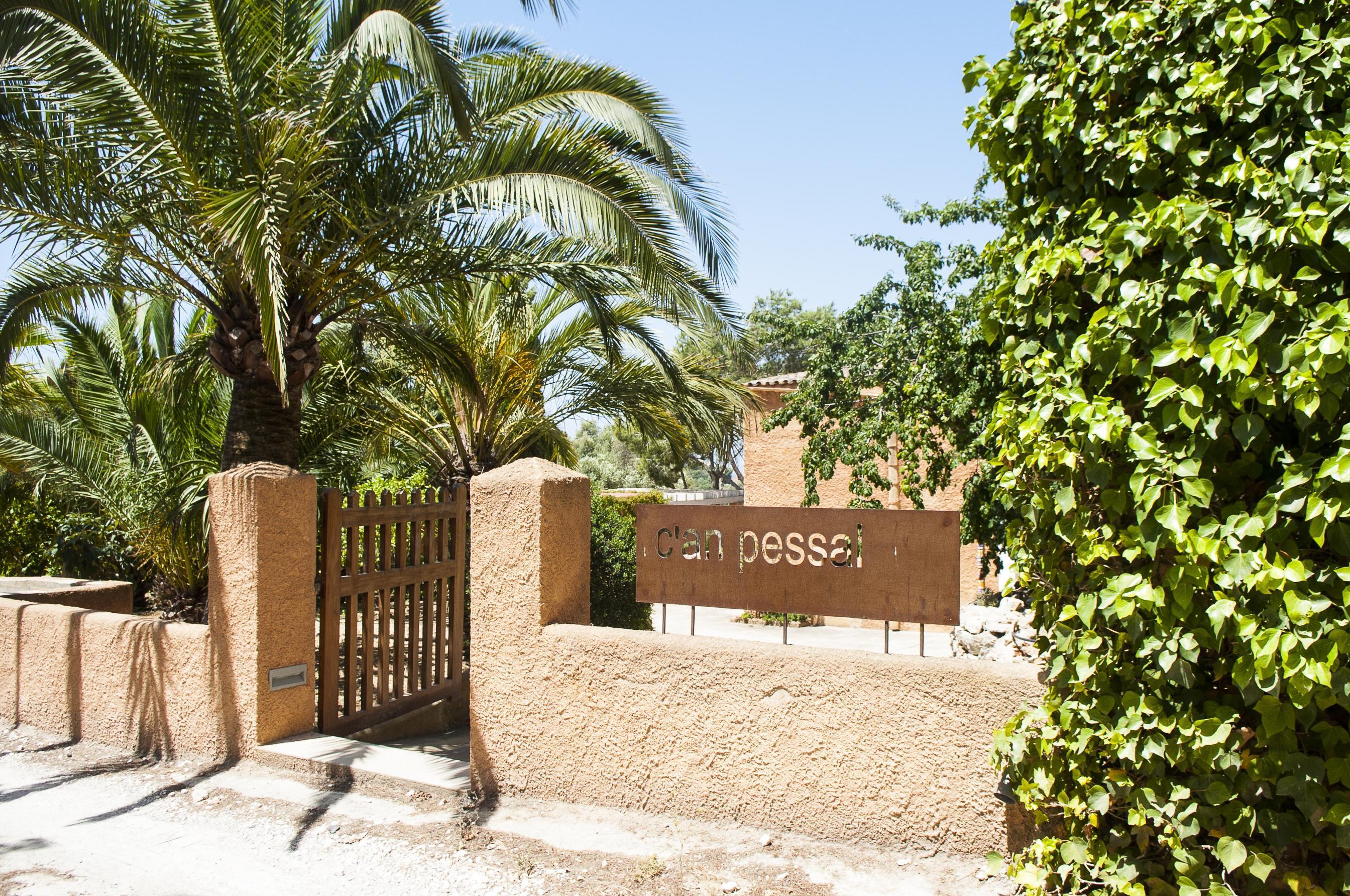 Casa Es Carritxo - Rustig gelegen finca met zwembad aan de oostkant in Cala D Or, Spanje voor 9 personen foto 10