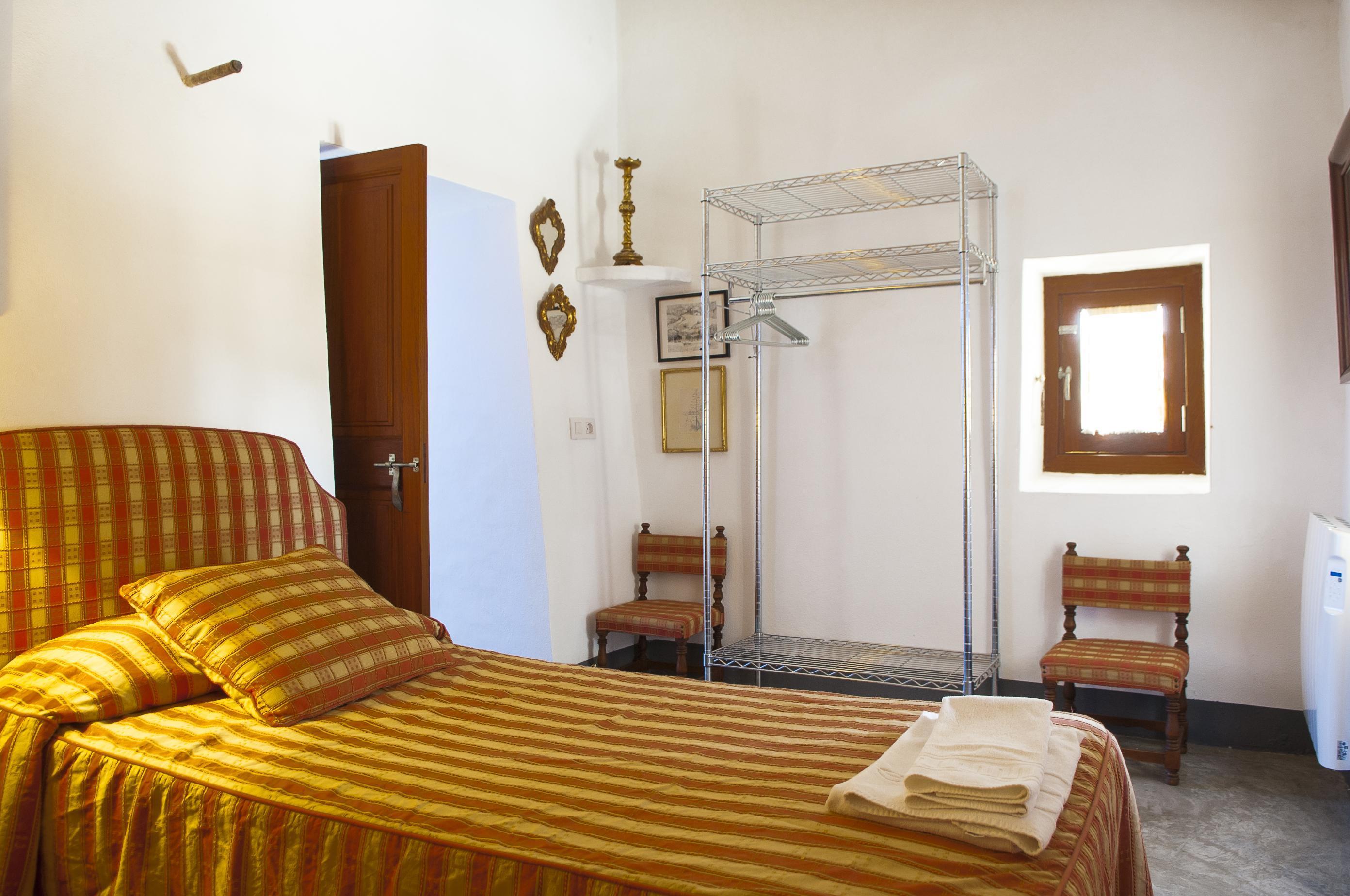 Casa Es Carritxo - Rustig gelegen finca met zwembad aan de oostkant in Cala D Or, Spanje voor 9 personen foto 25
