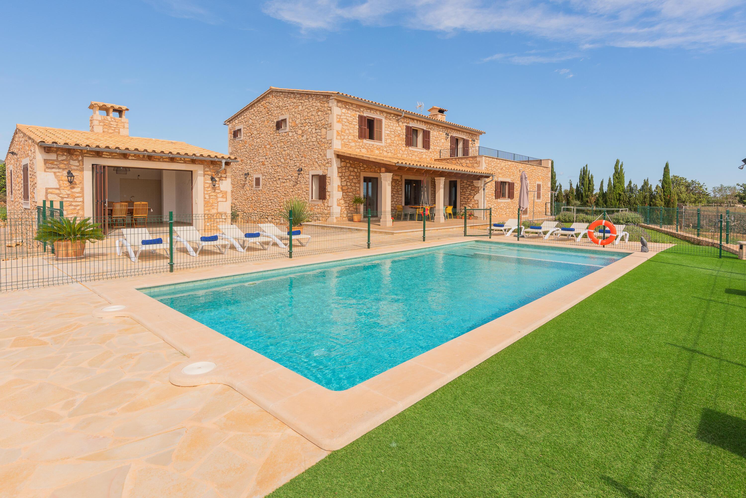 Kindvriendelijke villa op Mallorca en op korte afs in Calonge, Spanje voor 10 personen foto 37