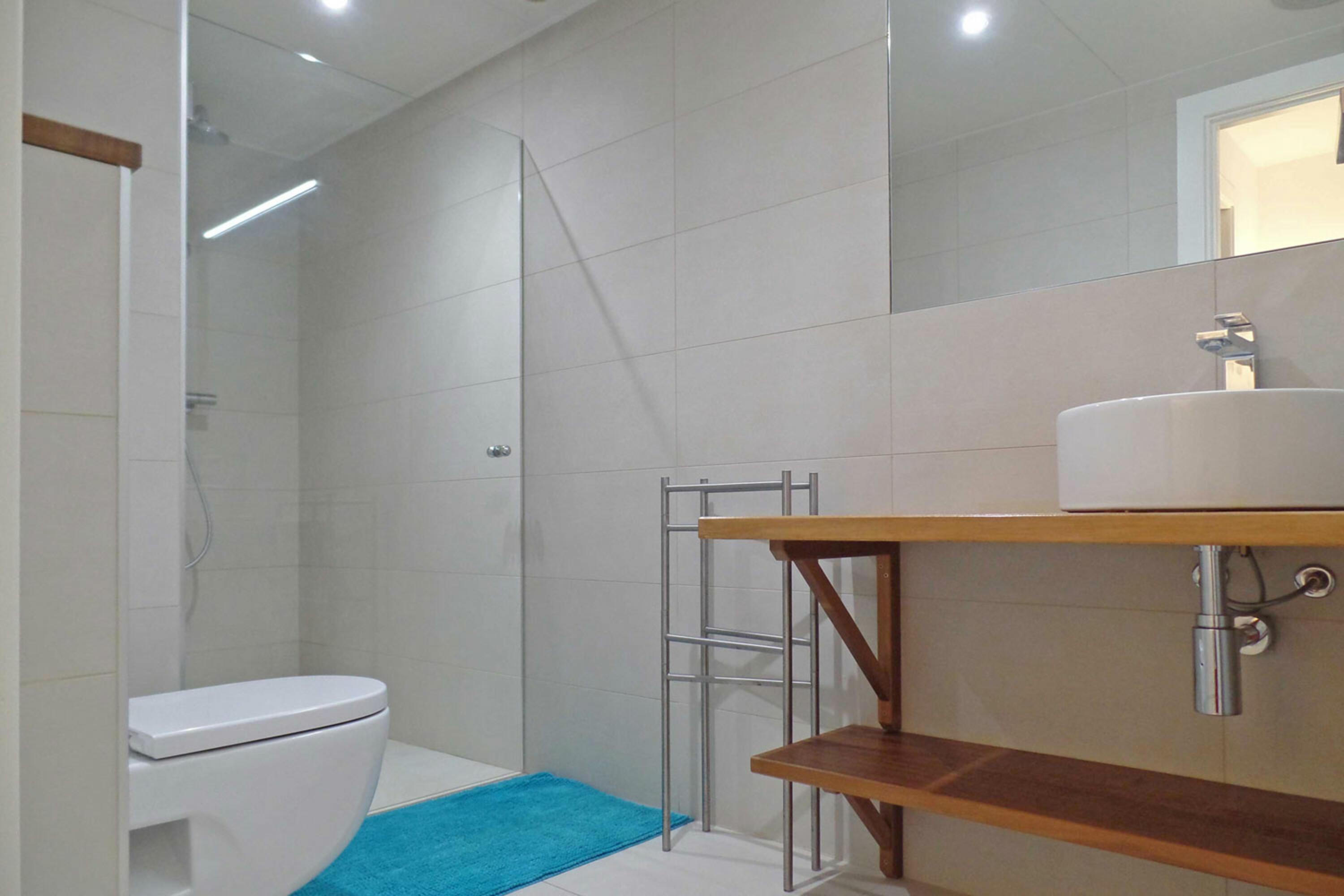 Luxe appartement direct aan het strand van Cala Montgó bij L'Escala in Spanje voor 6 personen foto 20
