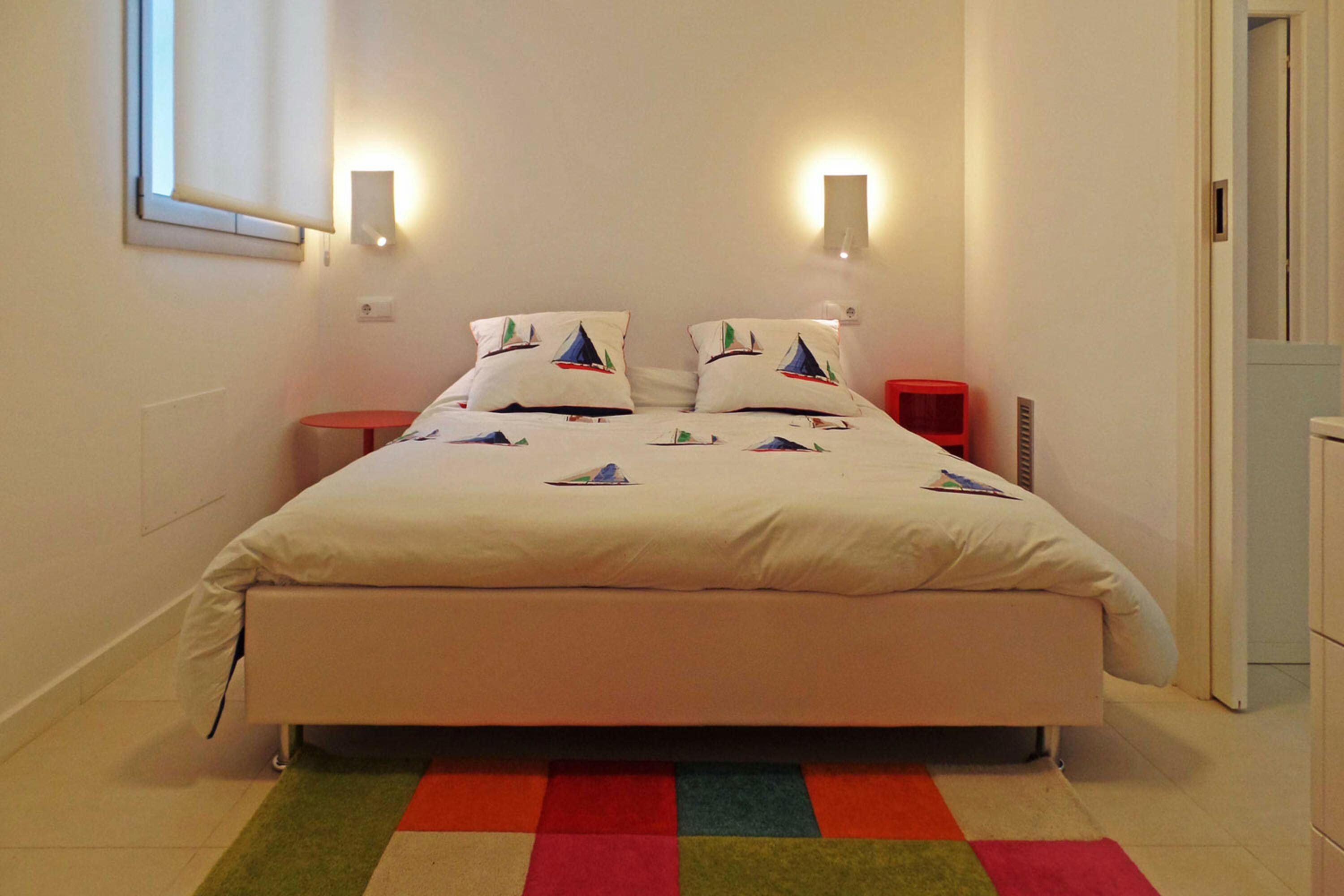 Luxe appartement direct aan het strand van Cala Montgó bij L'Escala in Spanje voor 6 personen foto 30