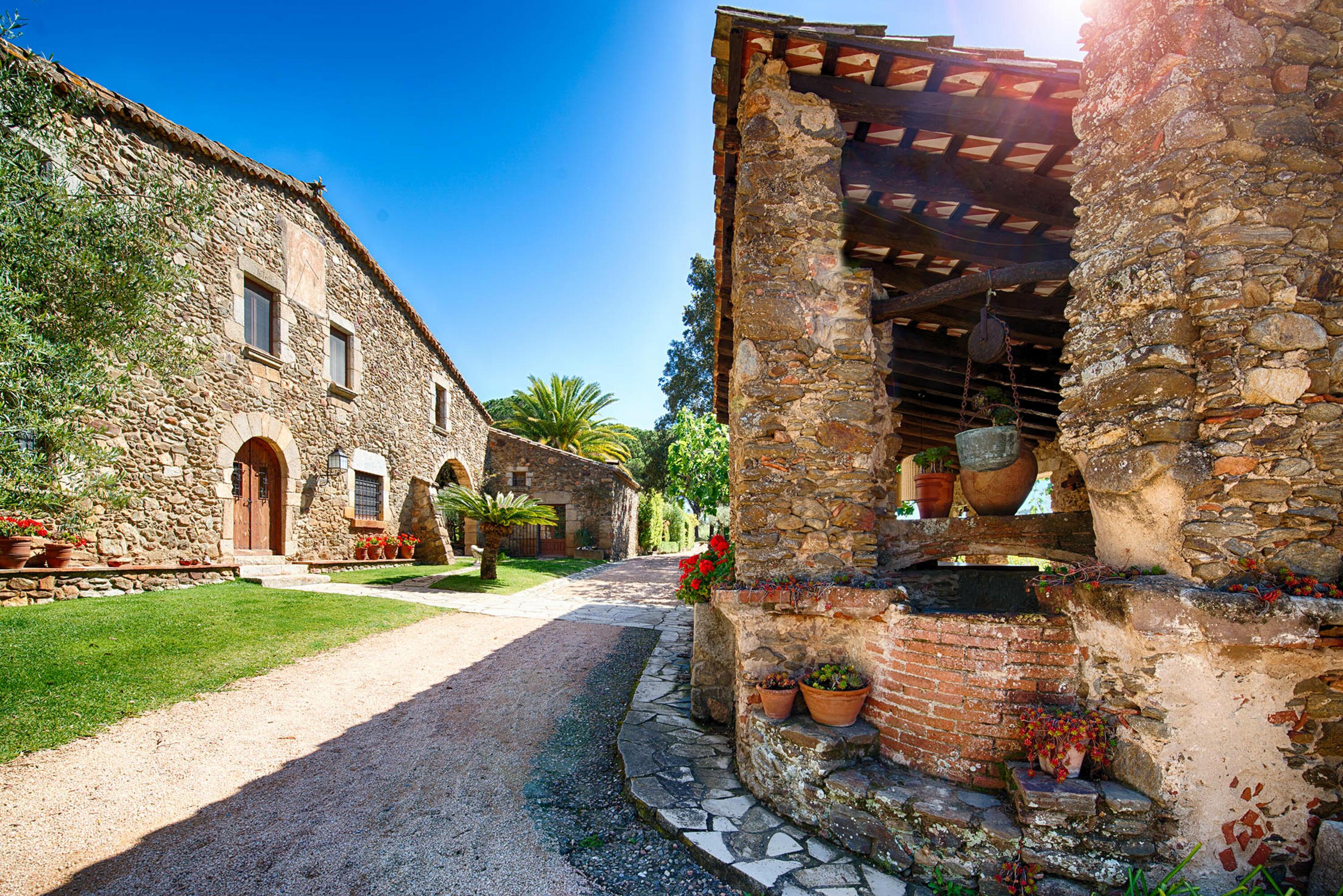 Mas Pagès Gran - Ruim appartement in de masia van een prachtig wijn in Palamos, Spanje voor 3 personen foto 3