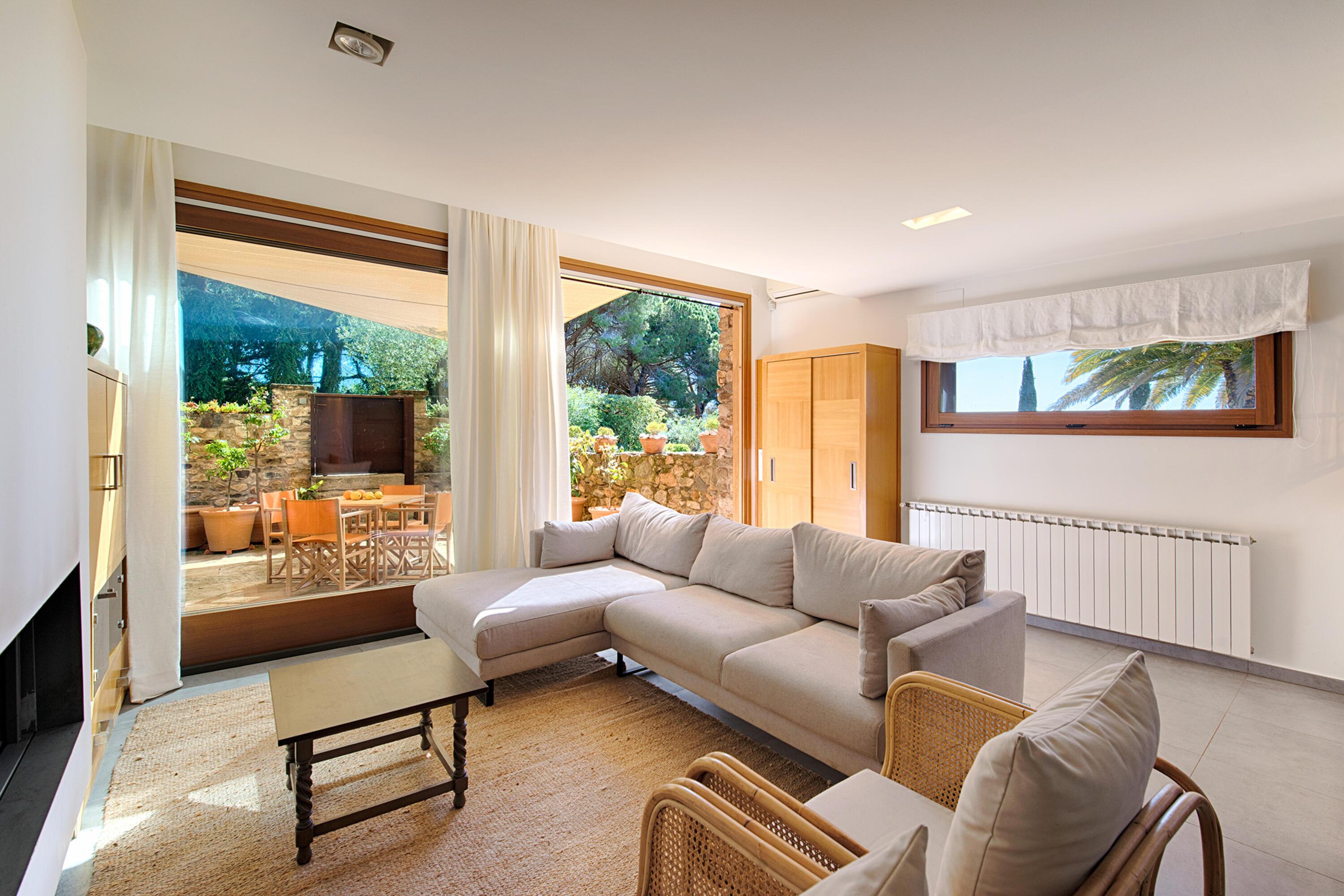 Mas Pagès Gran - Ruim appartement in de masia van een prachtig wijn in Palamos, Spanje voor 3 personen foto 19
