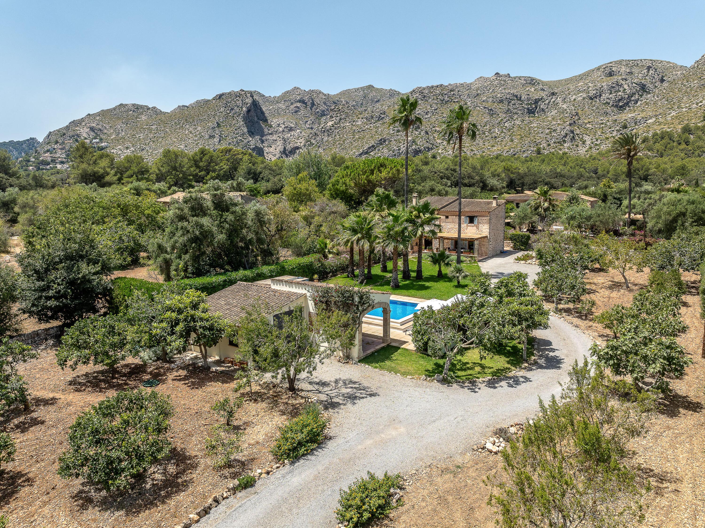 Villa Papa - Schitterend gemoderniseerde Villa in Pollenca, Spanje voor 6 personen foto 5