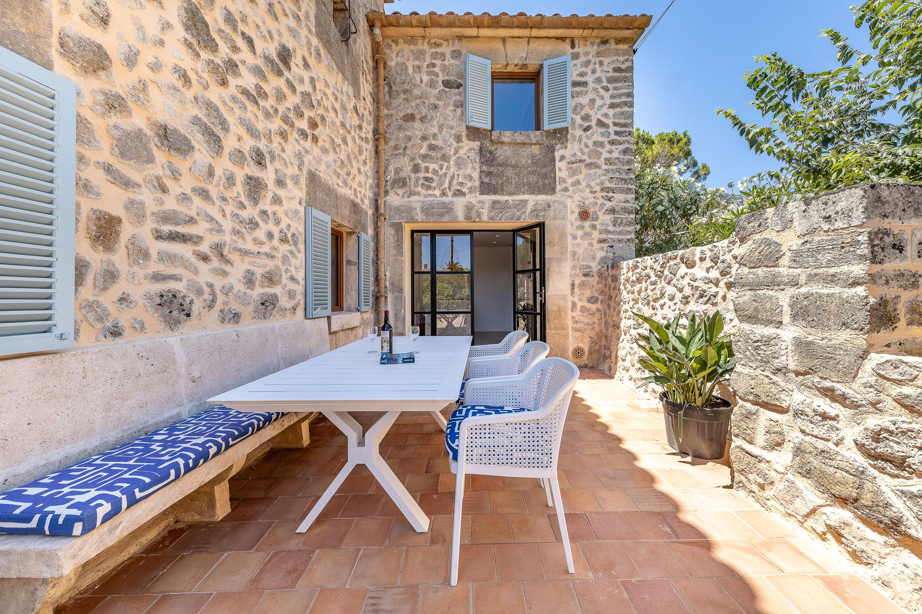 Villa Papa - Schitterend gemoderniseerde Villa in Pollenca, Spanje voor 6 personen foto 10