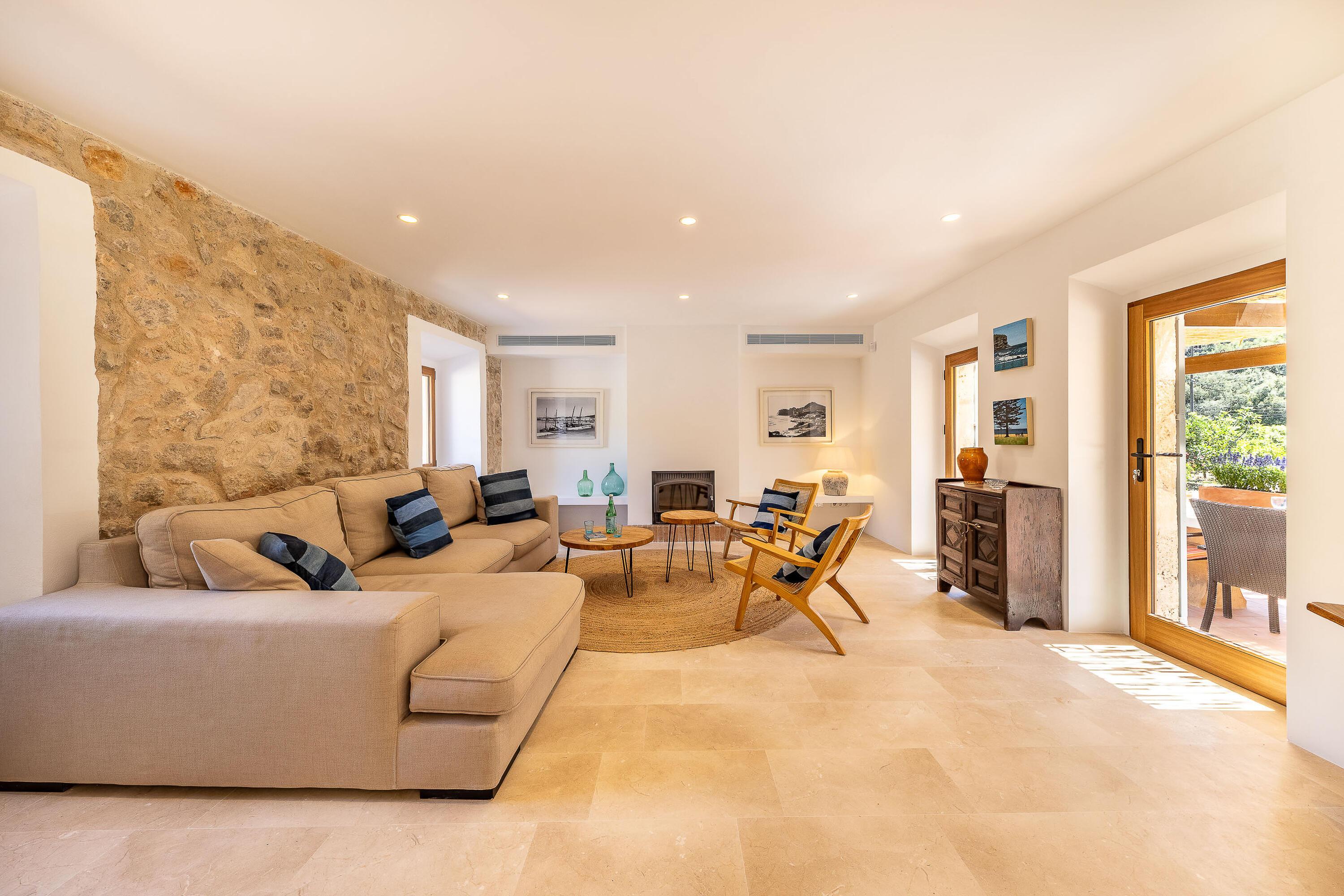 Villa Papa - Schitterend gemoderniseerde Villa in Pollenca, Spanje voor 6 personen foto 14
