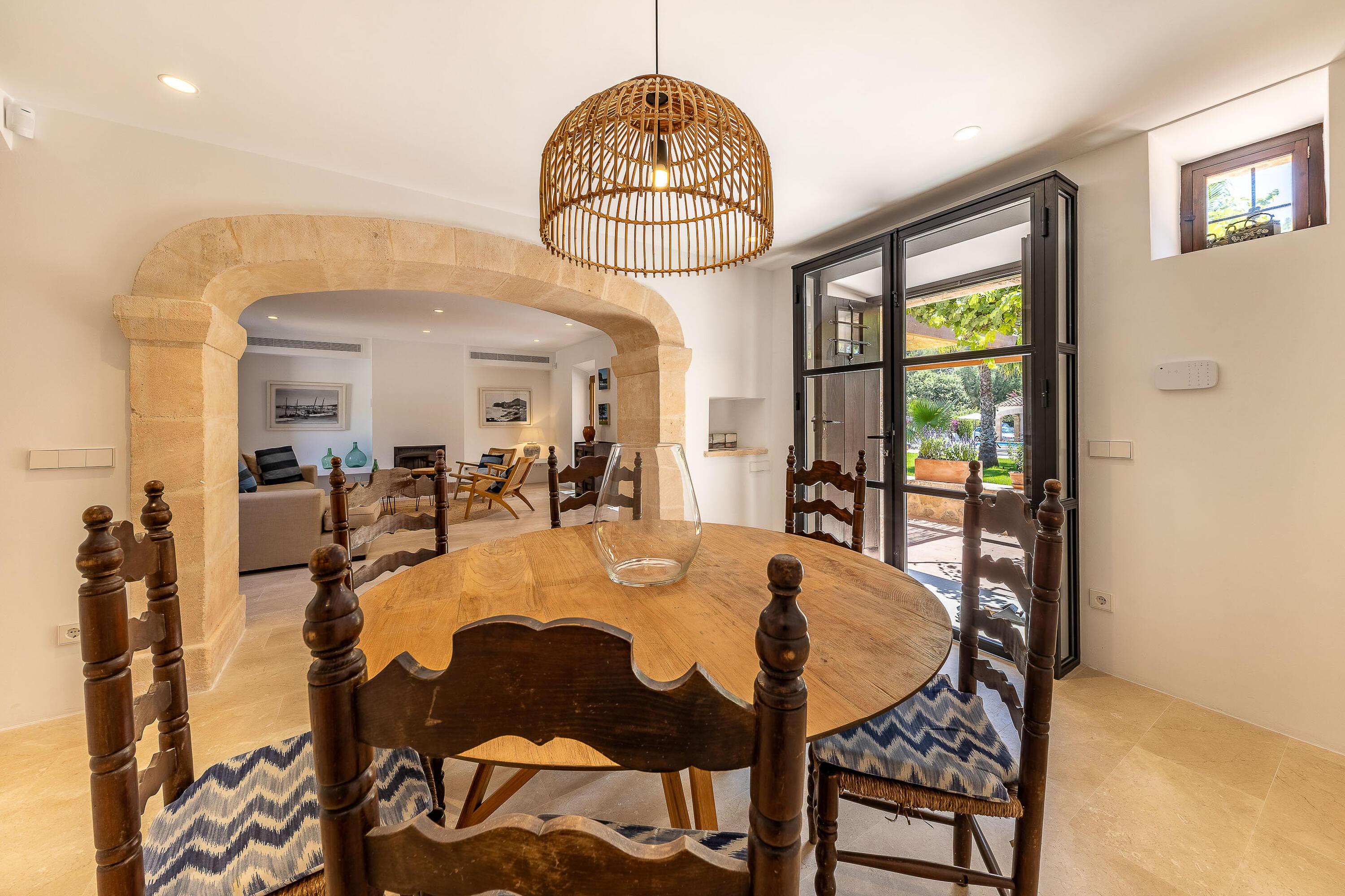 Villa Papa - Schitterend gemoderniseerde Villa in Pollenca, Spanje voor 6 personen foto 16
