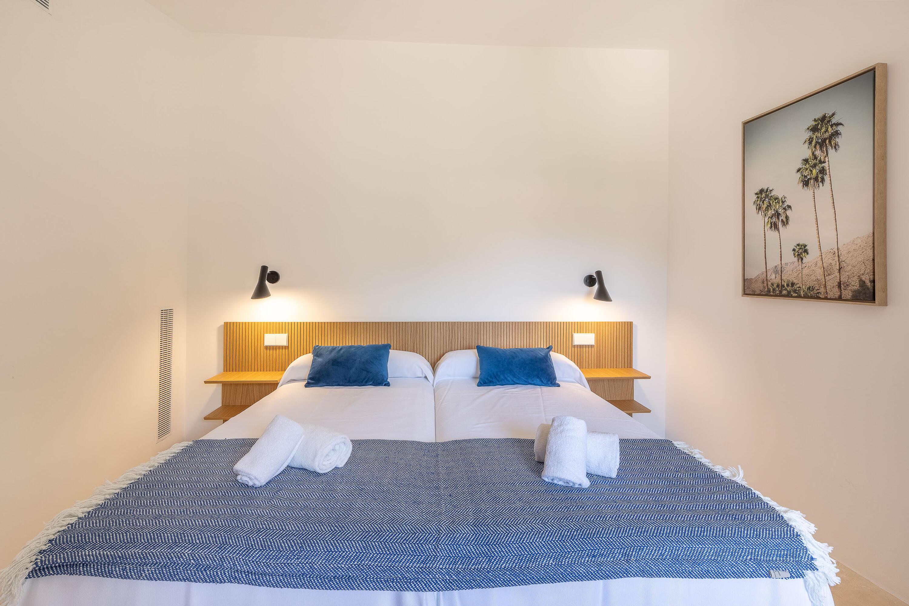 Villa Papa - Schitterend gemoderniseerde Villa in Pollenca, Spanje voor 6 personen foto 24