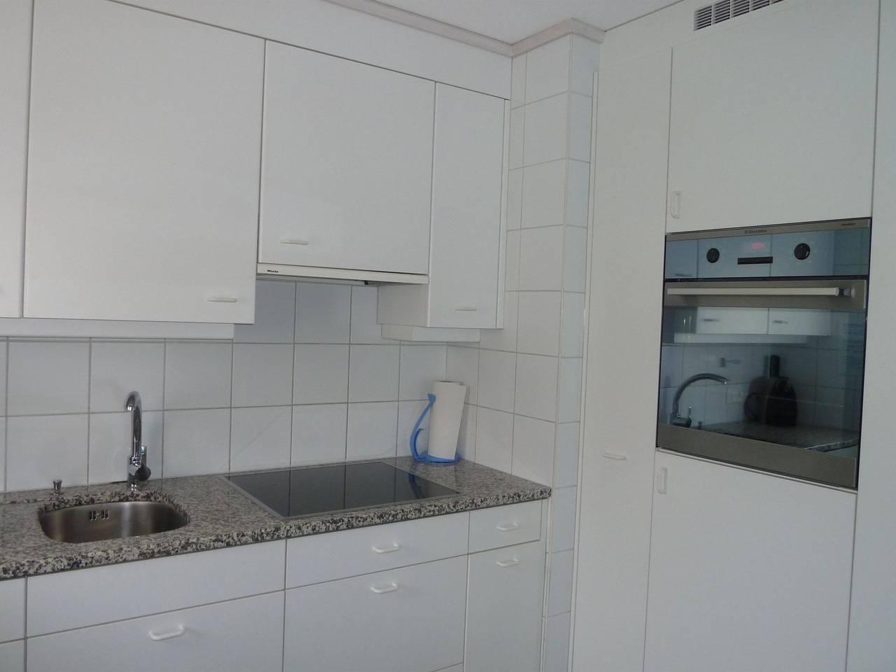 Suzanne Nr. 18 in Saanenmöser, Saanen, Zwitserland voor 5 personen foto 15
