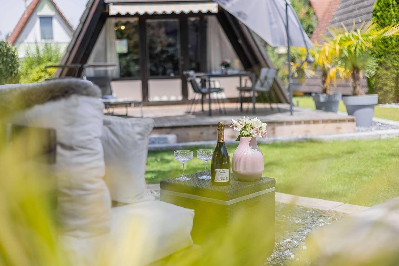 Vakantiehuis met 2 slaapkamers en terras in Immenstaad am Bodensee, Duitsland voor 4 personen foto 23