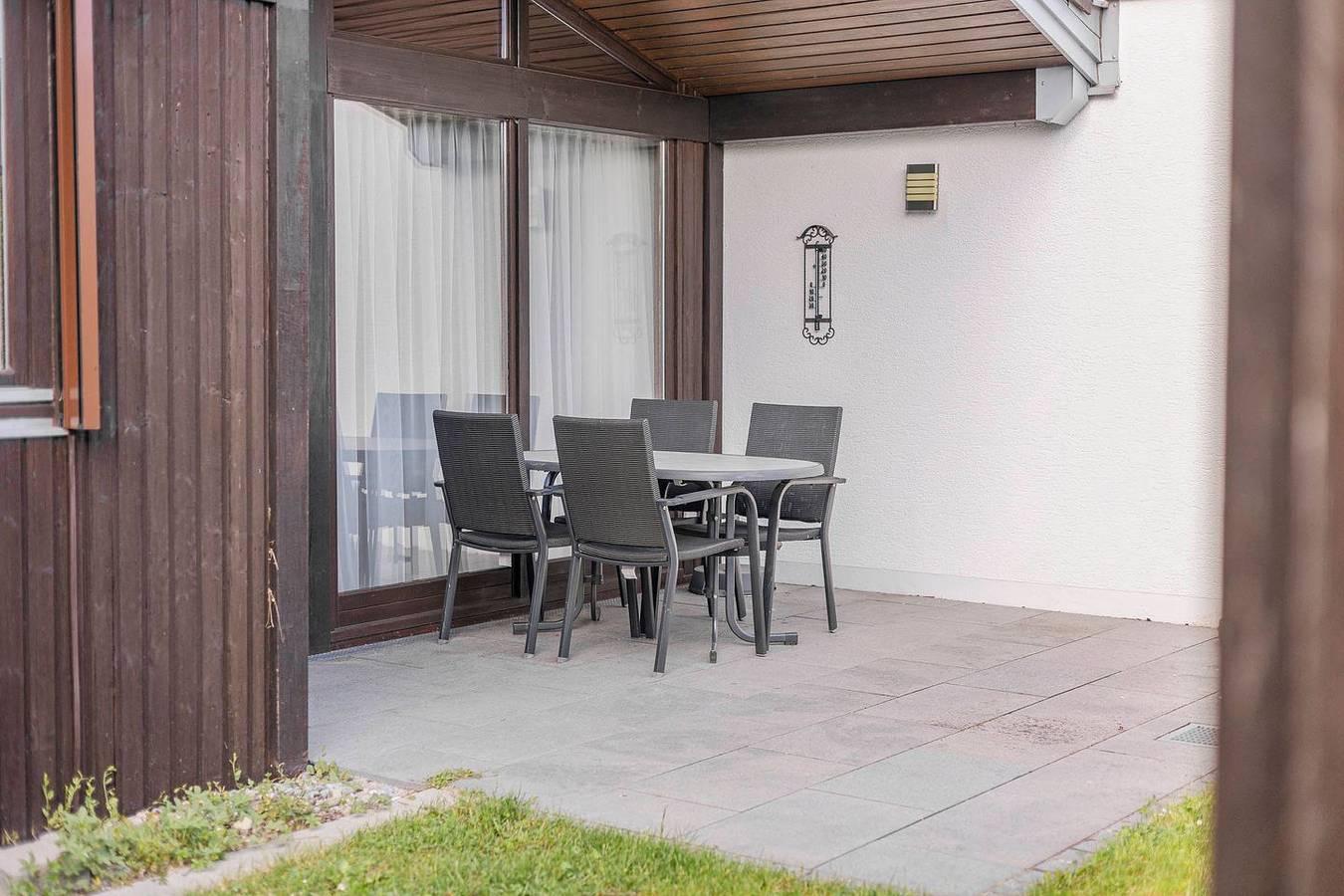 Gable roof house (Type 9) in Immenstaad am Bodensee, Duitsland voor 4 personen foto 21
