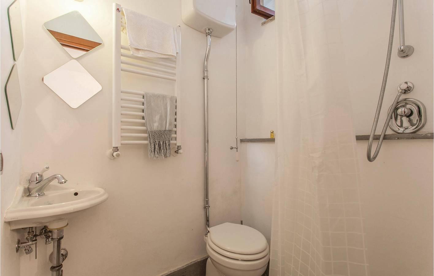 Gezellig appartement aan het meer met wifi, parkeerplaats in Montefiascone, Provincie Viterbo, Italië voor 6 personen foto 19