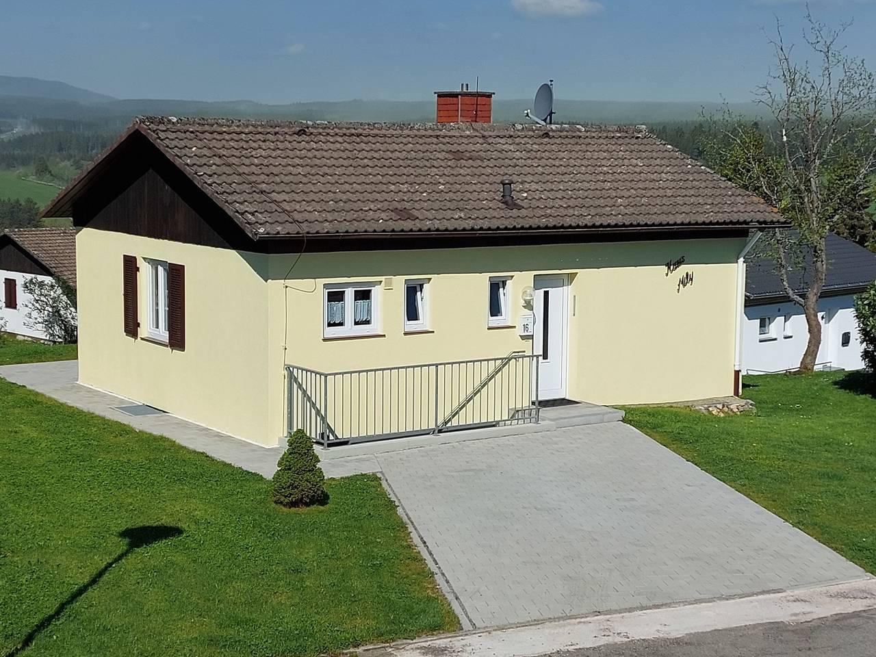 Vakantiehuis met hond toegestaan en airconditioning in Dittishausen (Löffingen), Löffingen, Duitsland voor 4 personen foto 8