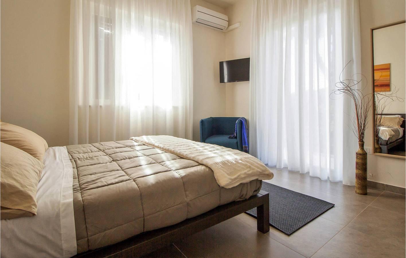 Appartement met zeezicht, airco, zwembad en terras in Etna, Italië voor 12 personen foto 22