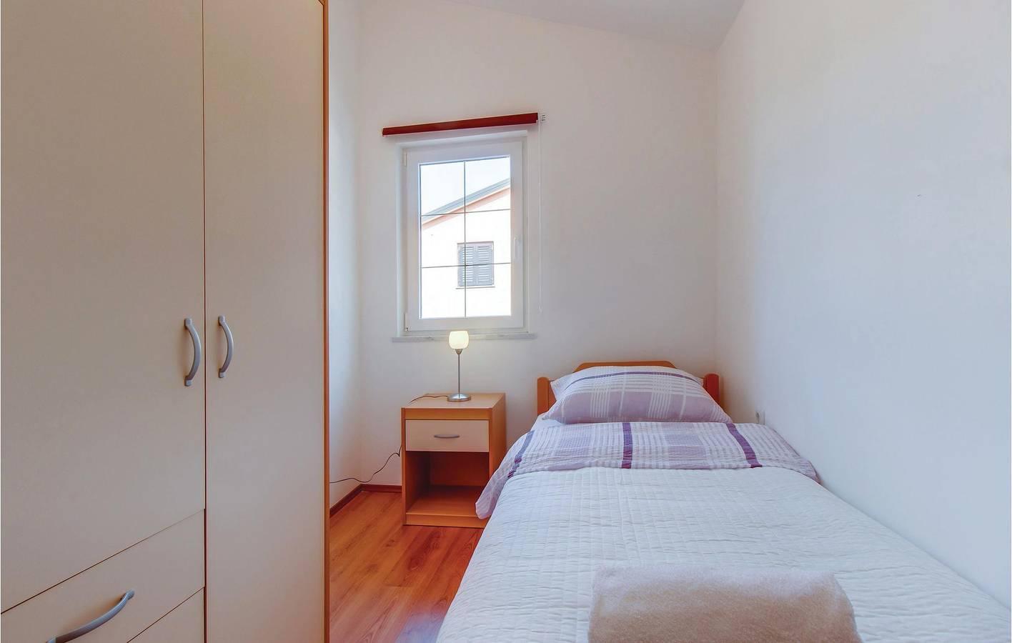 Gezellig appartement met terras, op 400 meter van de kust, wifi in Stara Porozina, Cres Stad, Kroatië voor 4 personen foto 21