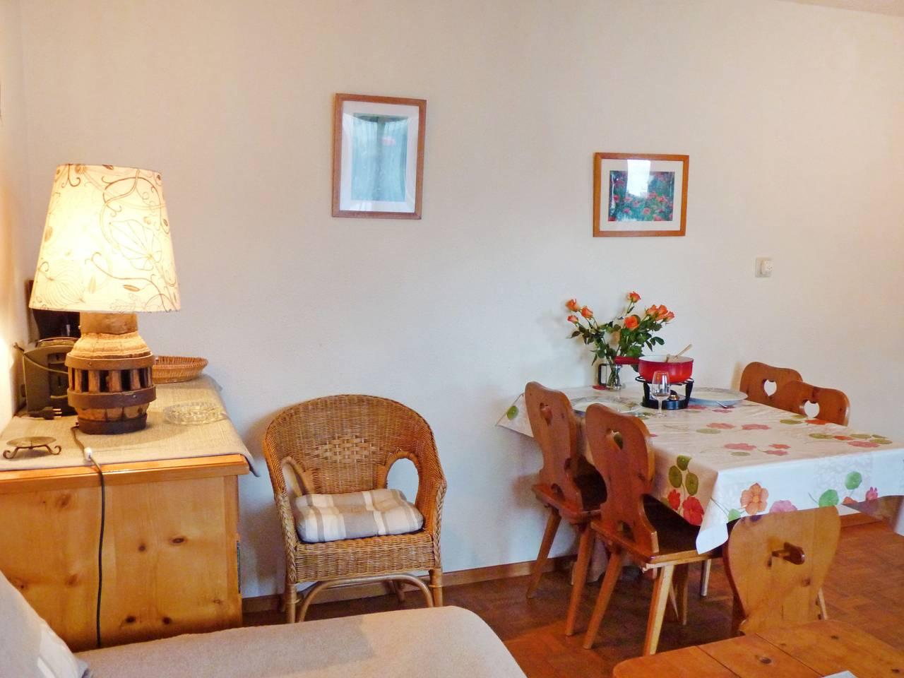 Châtillon C 16 in Ovronnaz, Leytron, Zwitserland voor 4 personen foto 3