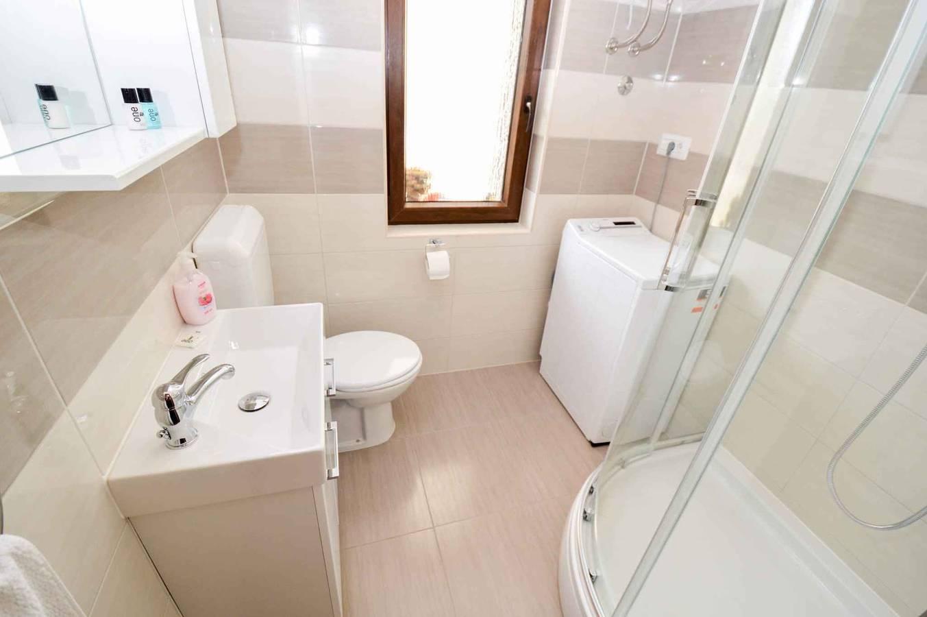 Vakantiewoning met een prachtig terras en een internetaansluiting in Pula-Medulin, Pula, Kroatië voor 7 personen foto 23