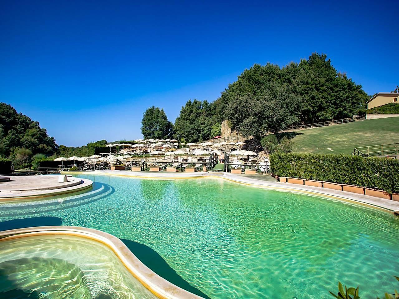 Vakantieappartement met hottub en zwembad in Sorano, Provincie Grosseto, Italië voor 4 personen foto 21