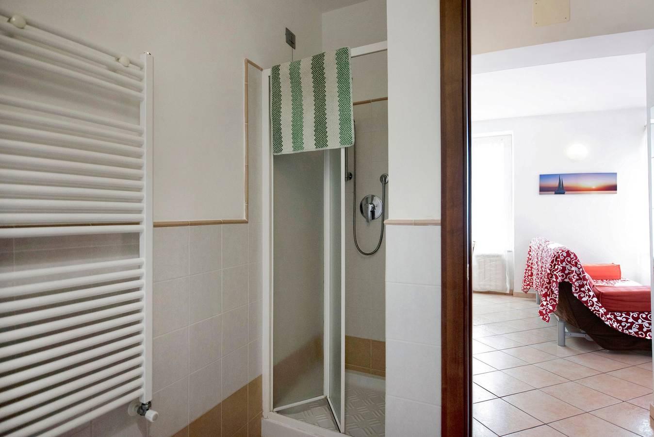 Vakantieappartement met zeezicht en hond toegestaan in Varazze (City), Varazze, Italië voor 6 personen foto 21