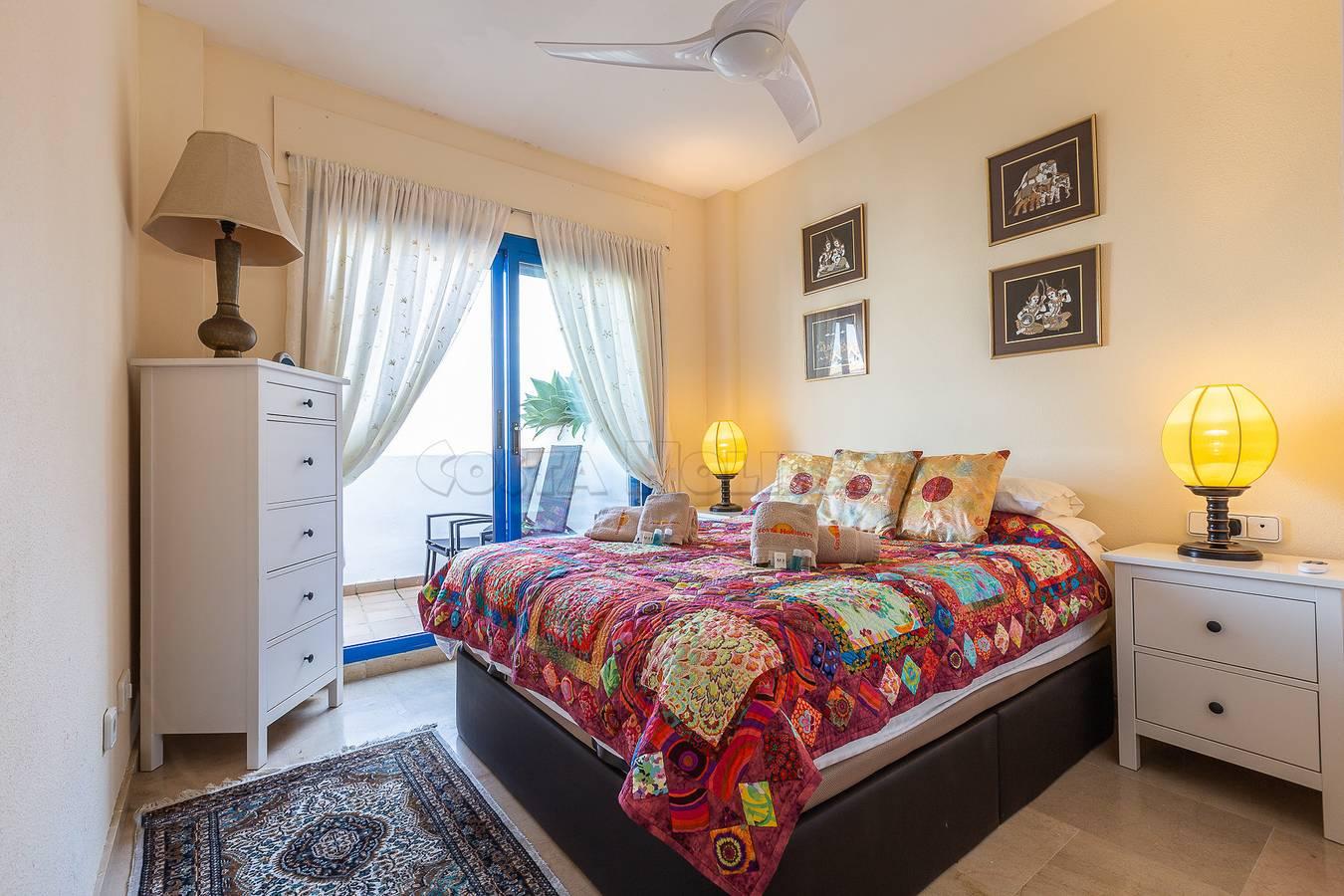 Duquesa Suites 611 in Puerto de la Duquesa, Manilva, Spanje voor 6 personen foto 24