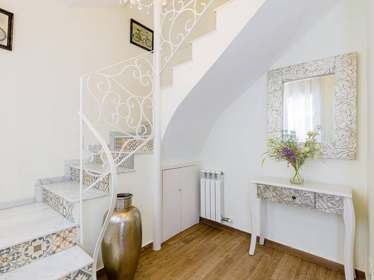 Vakantiehuis met balkon/terras en 220 m², 5 slaapkamers en 4 badkamers in Sitges, Garraf, Spanje voor 10 personen foto 22