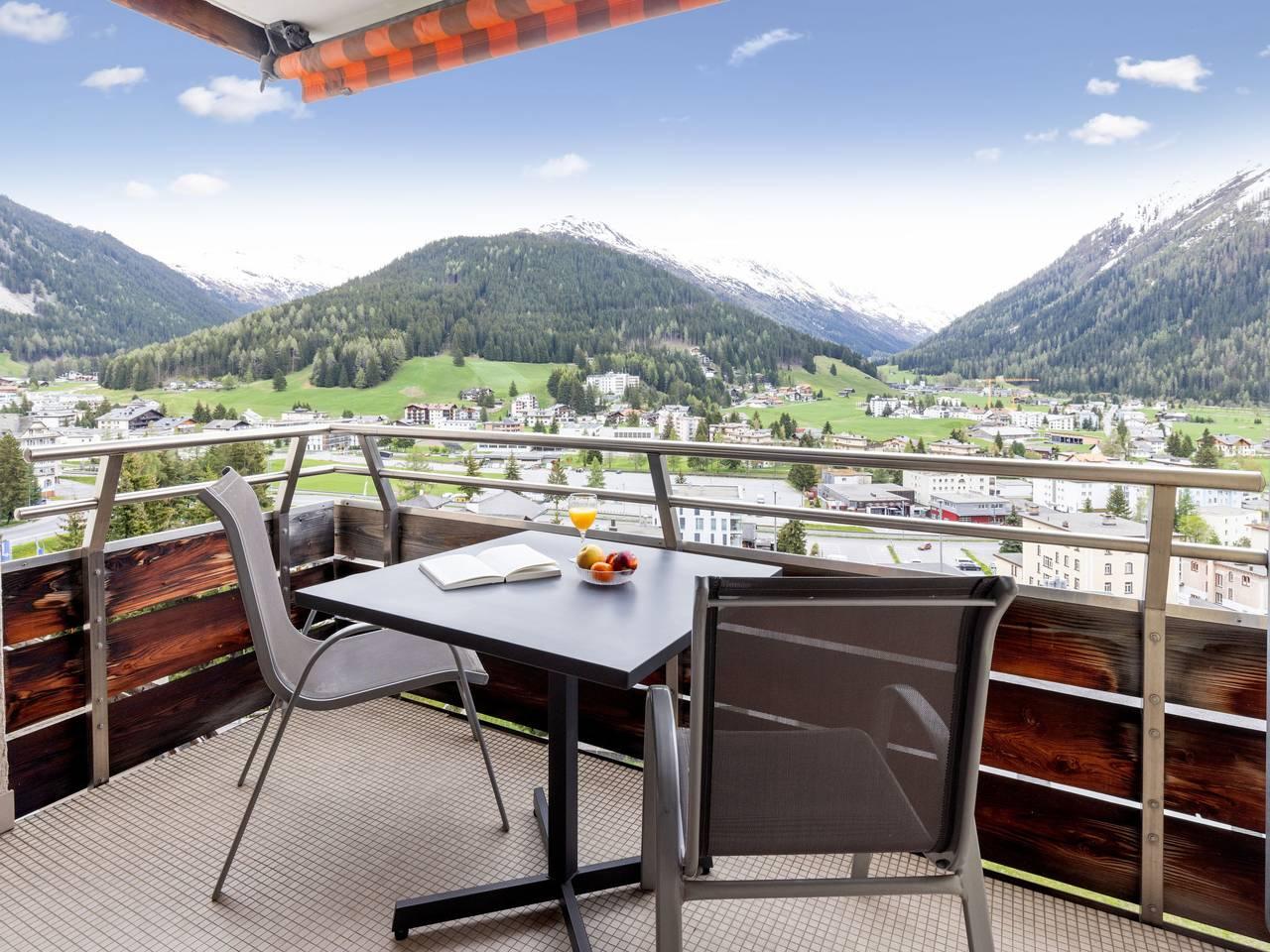 Vakantieappartement met sauna en binnenzwembad in Flüelapass, Davos, Zwitserland voor 2 personen foto 3