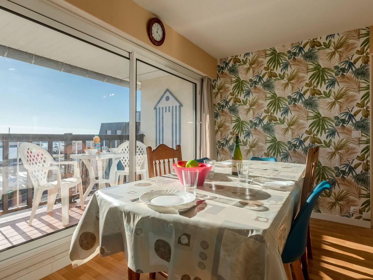 Vakantieappartement met binnenzwembad en zwembad in Cabourg, Frankrijk voor 4 personen foto 3