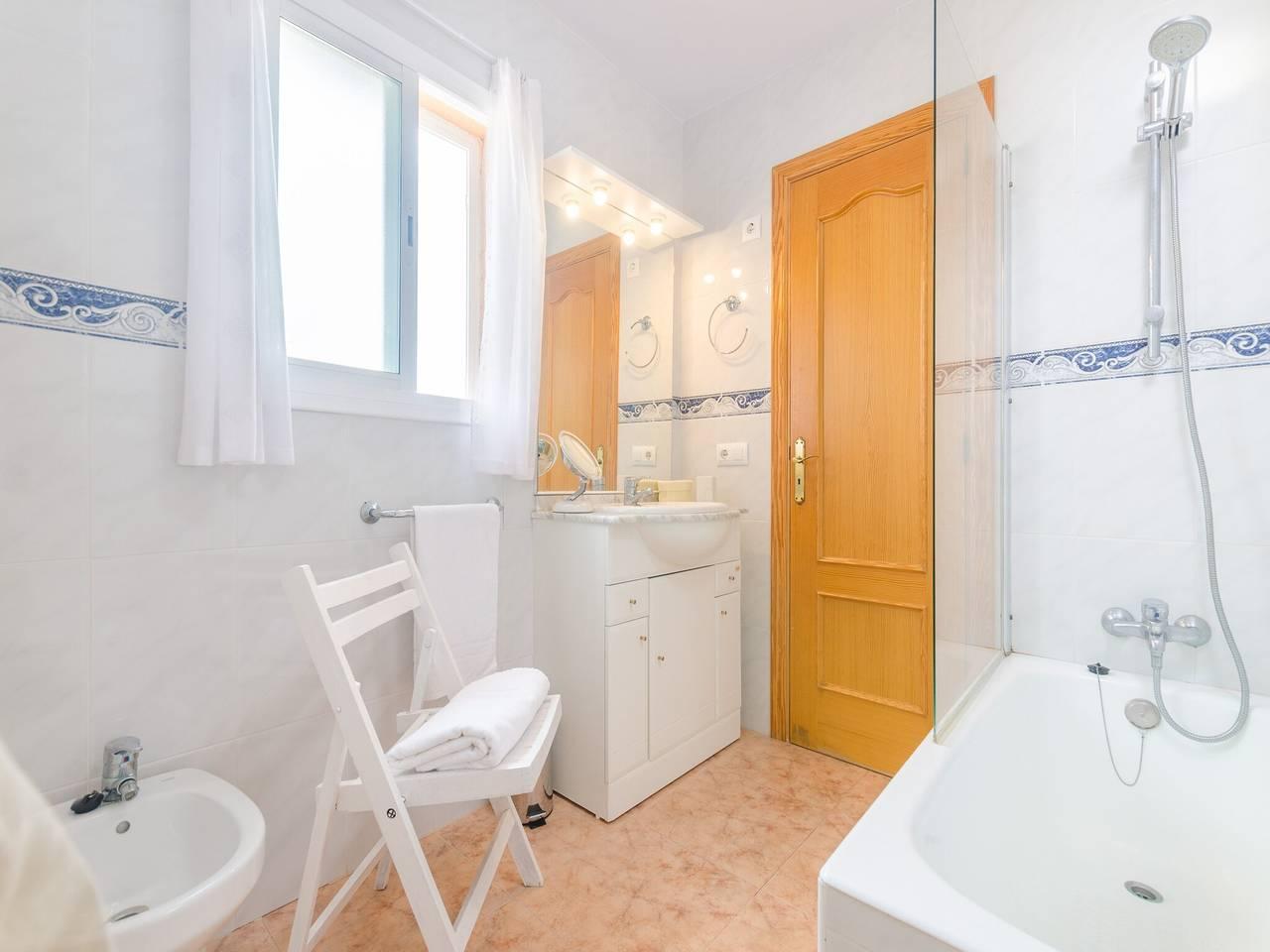 Chalet in Alcúdia bij het strand in Playa de Alcúdia, Alcúdia, Spanje voor 5 personen foto 22