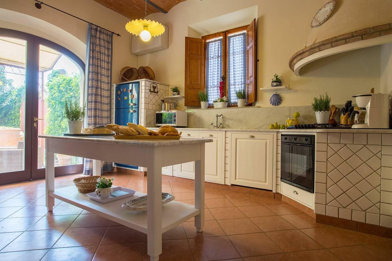 Villa Angelica in Peccioli, Provincie Pisa, Italië voor 13 personen foto 24
