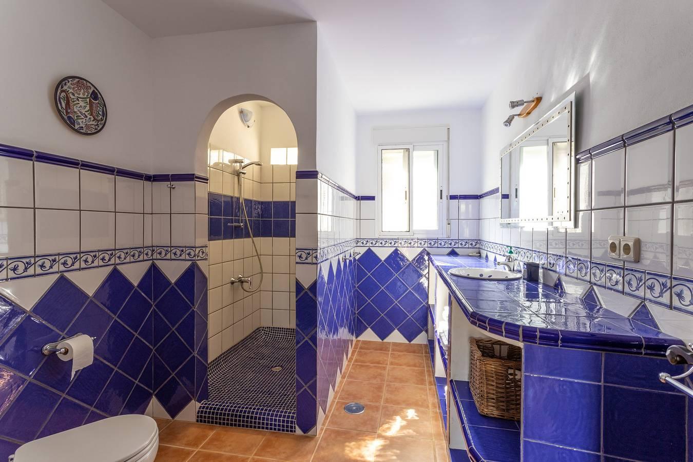 Villa Casa Cristina met uitzicht op de bergen, zwembad, tuin in Jete, Cordillera Penibética, Spanje voor 7 personen foto 19