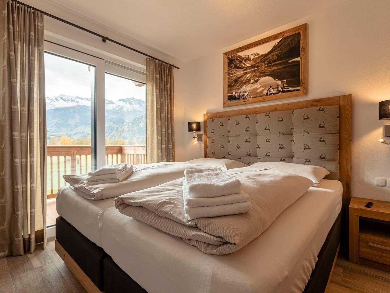 Luxe chalet met sauna bij het zwemmeer in Uttendorf, Pinzgau, Oostenrijk voor 10 personen foto 21