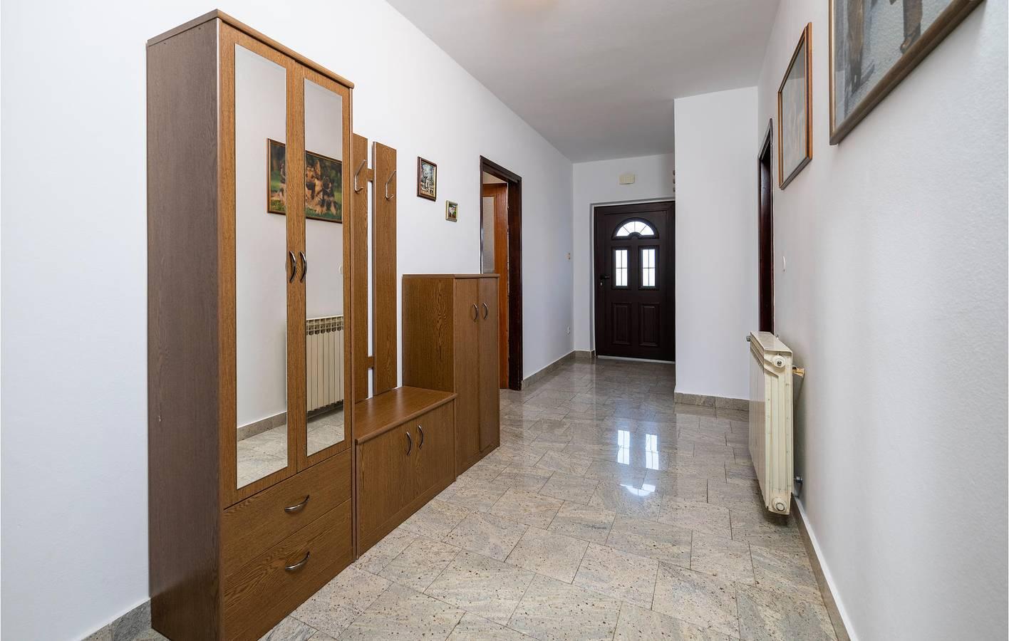 Gezellig appartement met 1 slaapkamer en zwembad, vlak in Barban, Zuidkust Istrië, Kroatië voor 12 personen foto 20