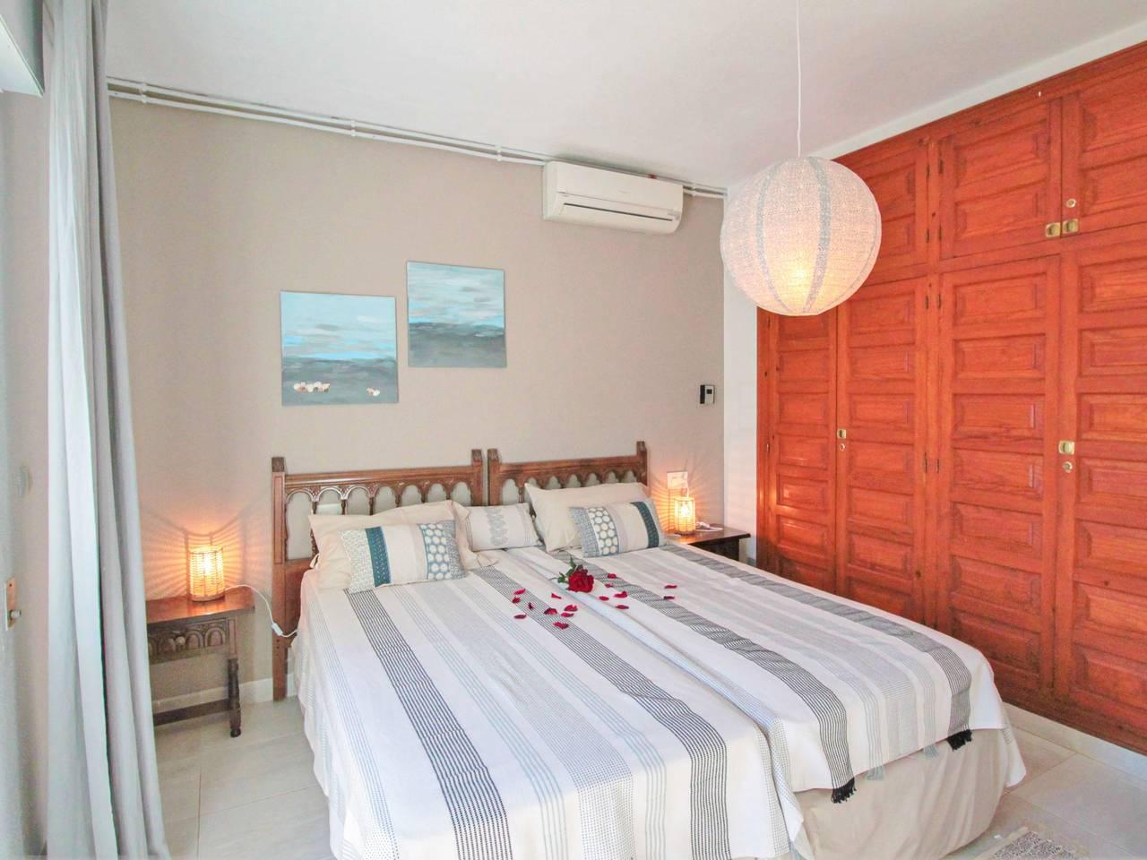 Vakantiehuis met privézwembad en zwembad in Bello Horizonte (Alicante), Costa Blanca, Spanje voor 10 personen foto 22