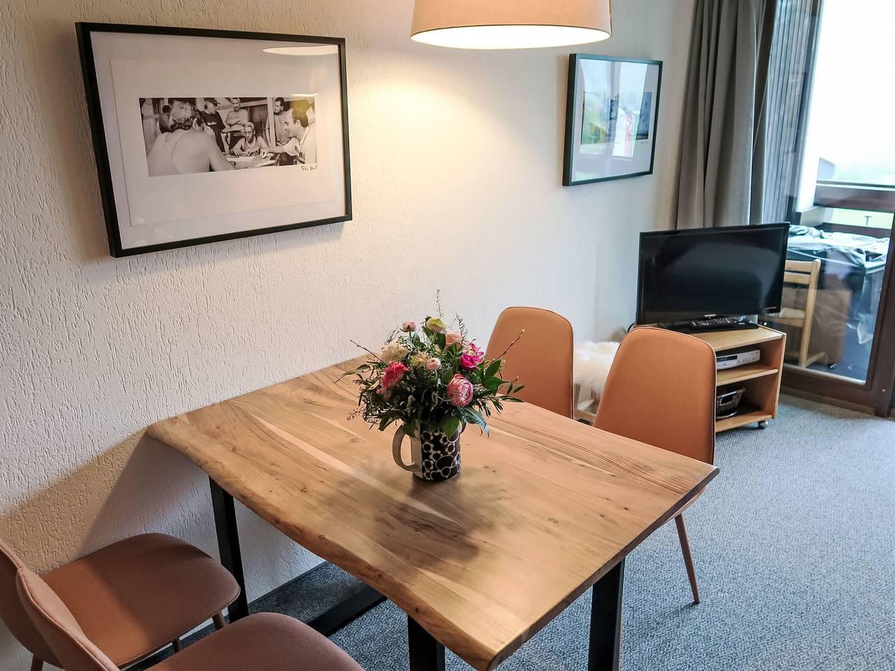 Vakantieappartement met binnenzwembad en zwembad in Disentis, Surselva, Zwitserland voor 4 personen foto 11