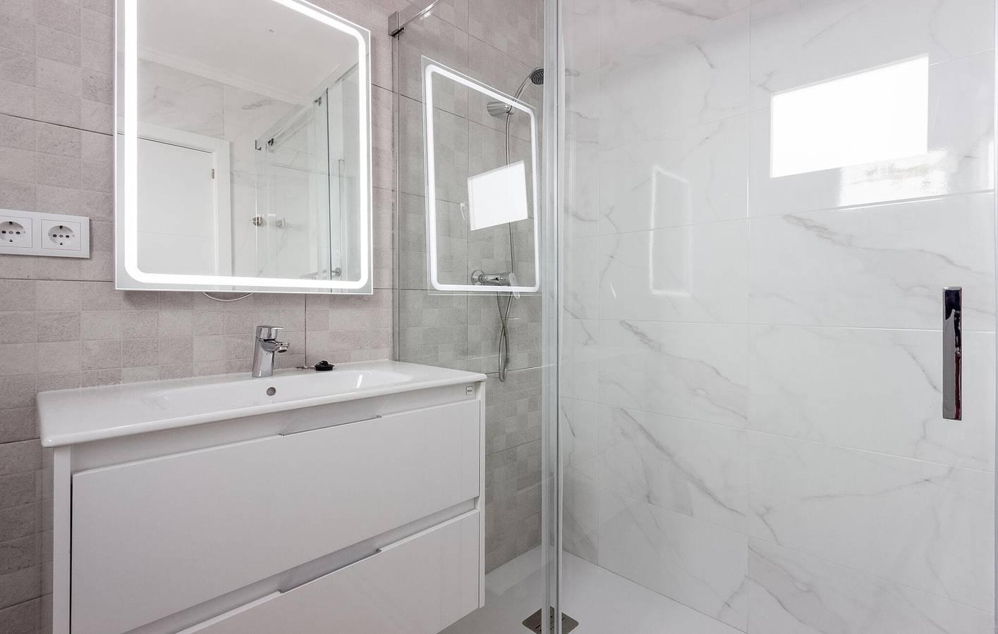 Appartement met zeezicht, AC & WiFi in Gran Playa, Santa Pola, Spanje voor 5 personen foto 22