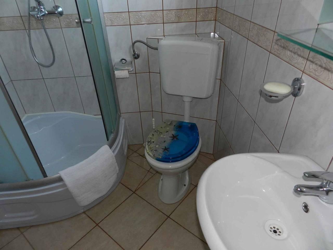 Studio met toegang tot het terras in Sveti Vid-Miholjice, Malinska-Dubašnica, Kroatië voor 2 personen foto 20