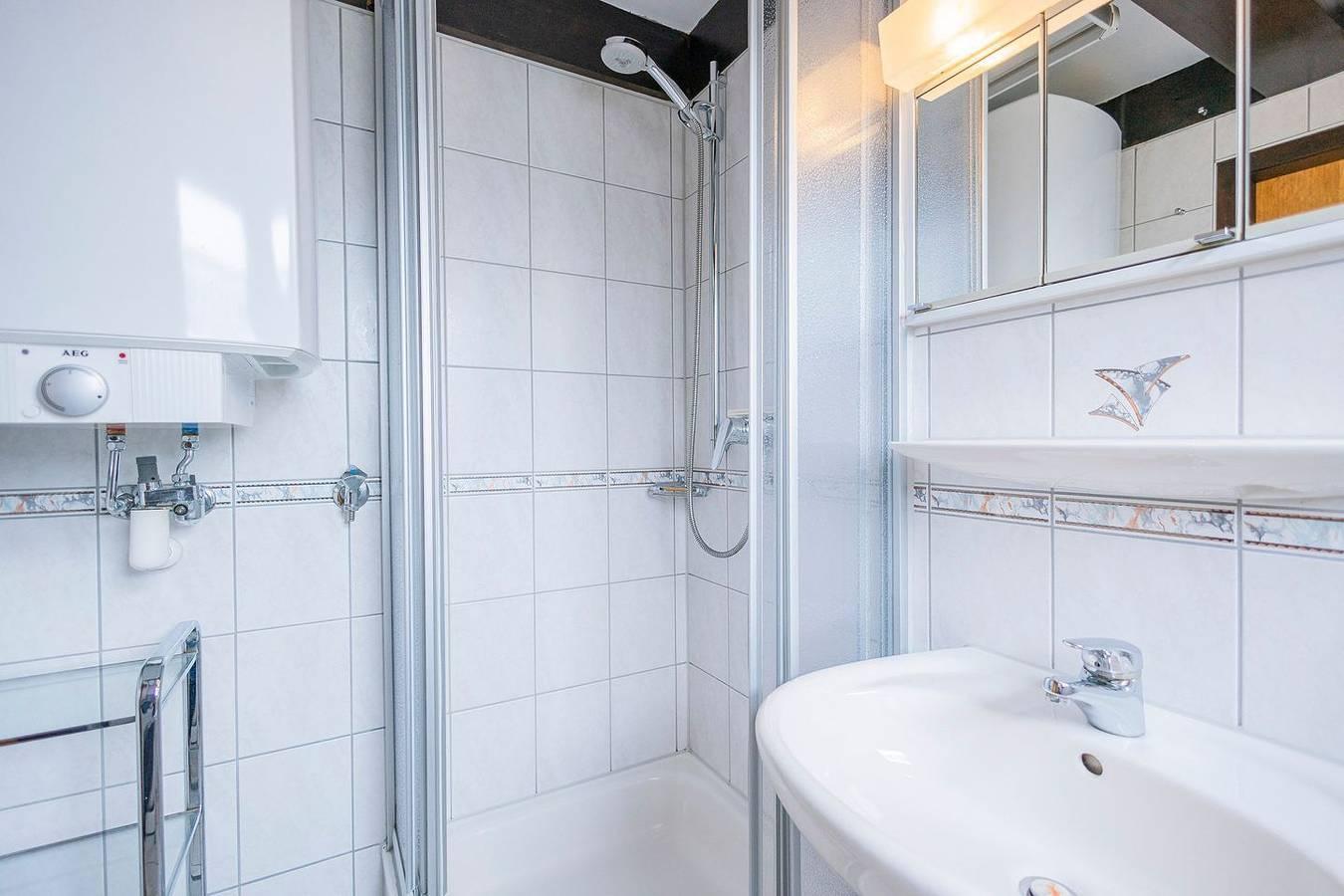 Vakantiehuis met 2 slaapkamers en terras in Immenstaad am Bodensee, Duitsland voor 5 personen foto 21