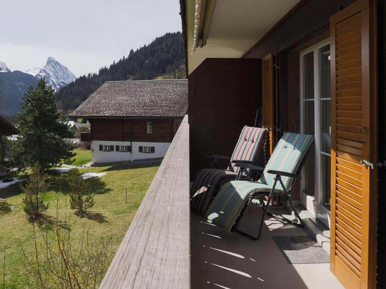 Monique Nr. 9 in Saanenmöser, Saanen, Zwitserland voor 2 personen foto 21