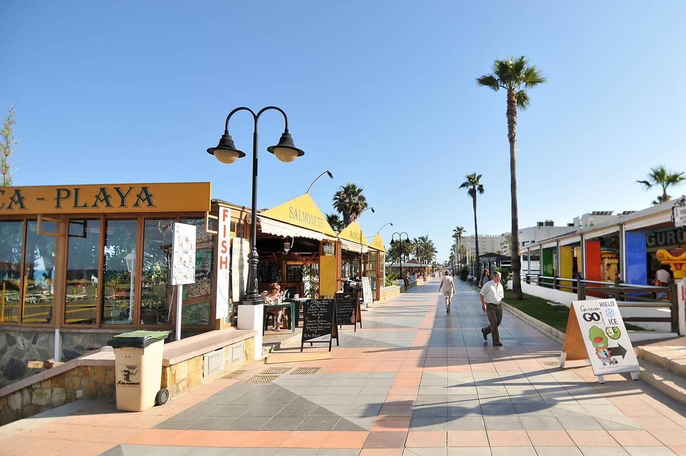 Vista playa in La Carihuela, Torremolinos, Spanje voor 4 personen foto 22