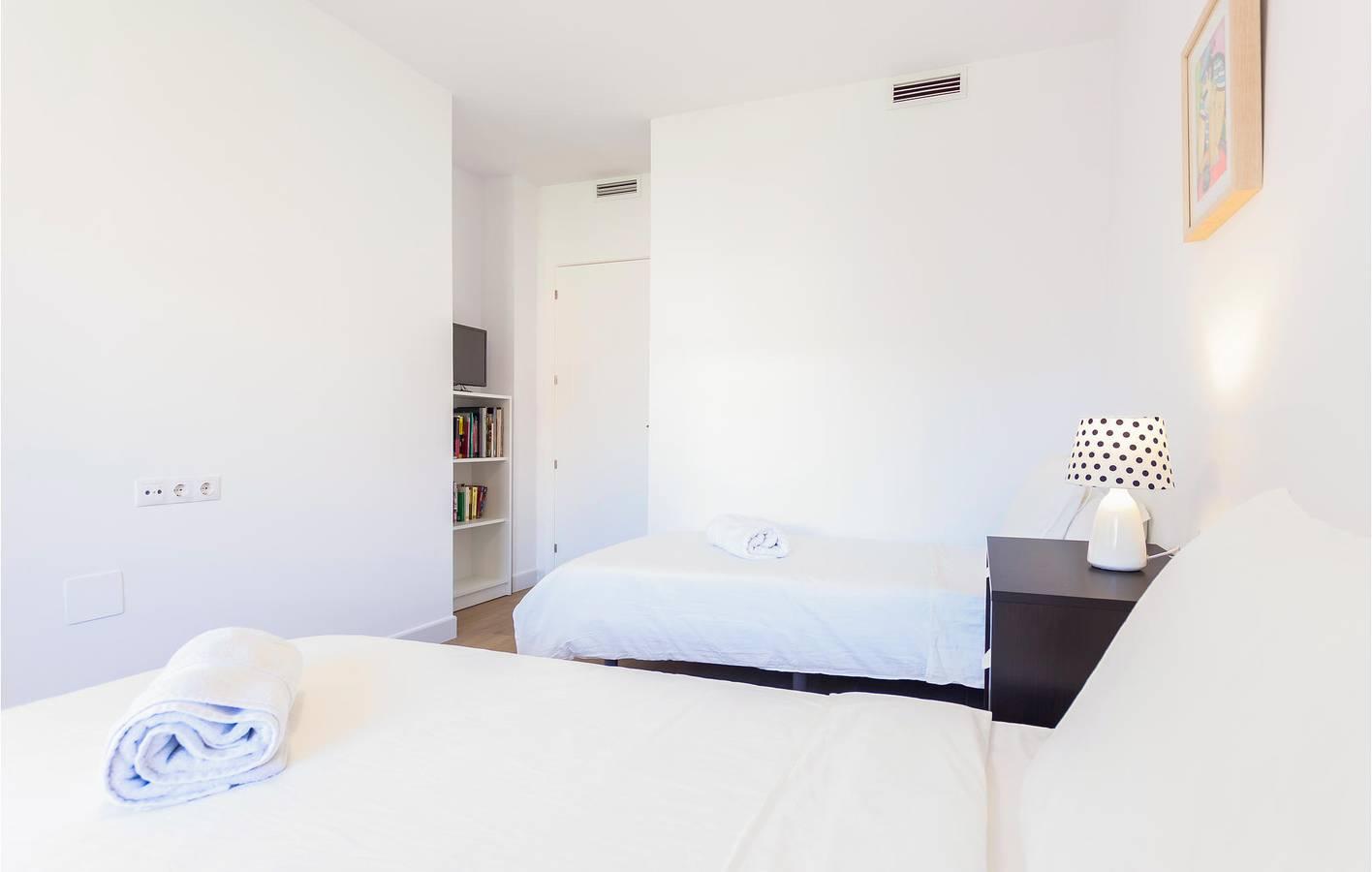 Ruim appartement van 130 m² met terras en airconditioning, 1,5 in Carretera de Cádiz, Malaga, Spanje voor 7 personen foto 22