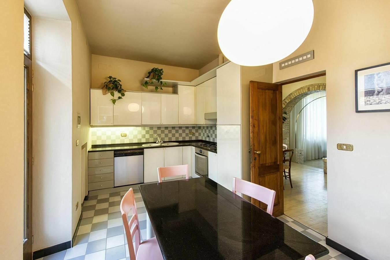 Villa Piazza Della Fortezza in Montalcino, Val d'Orcia, Italië voor 6 personen foto 21